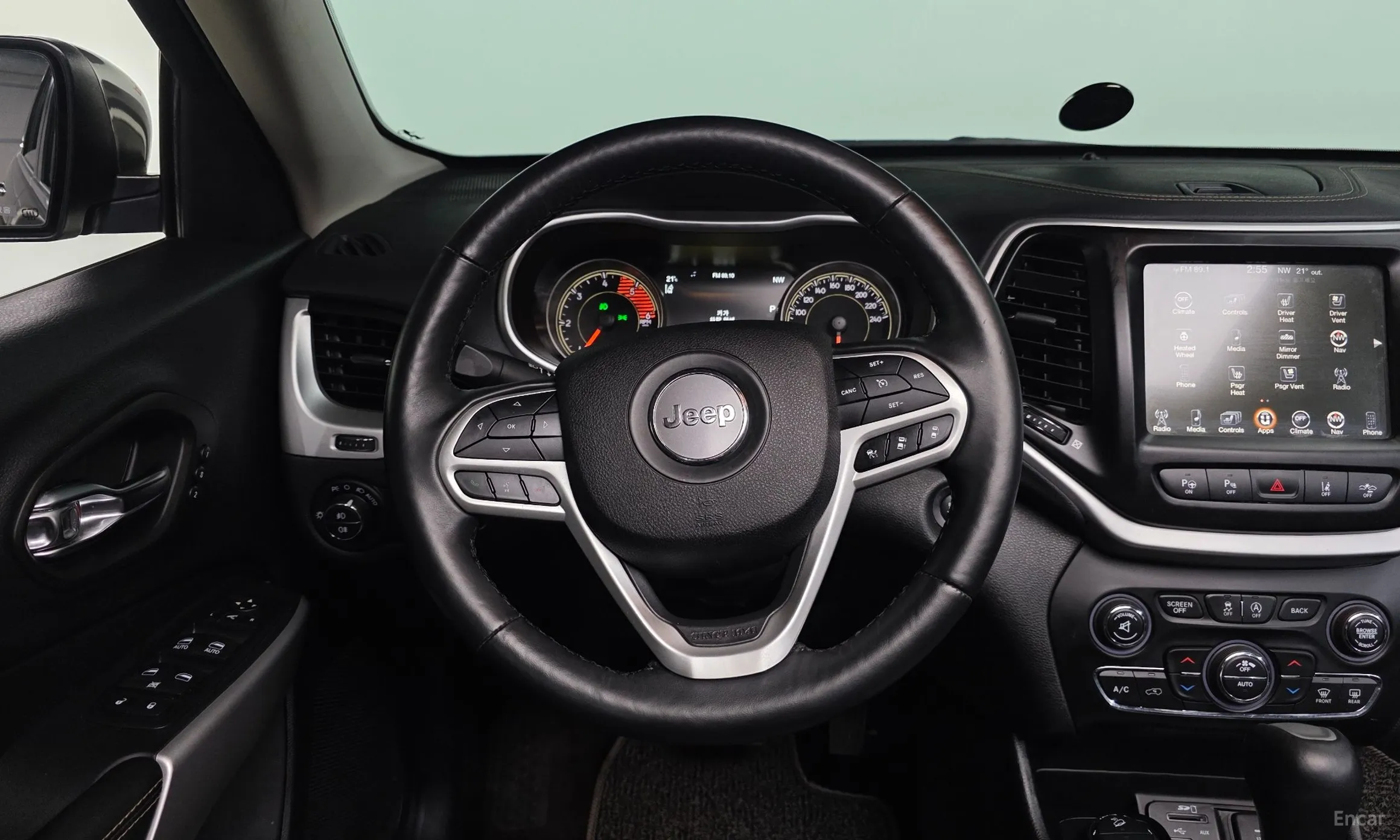 Jeep Cherokee (KL) превью 13