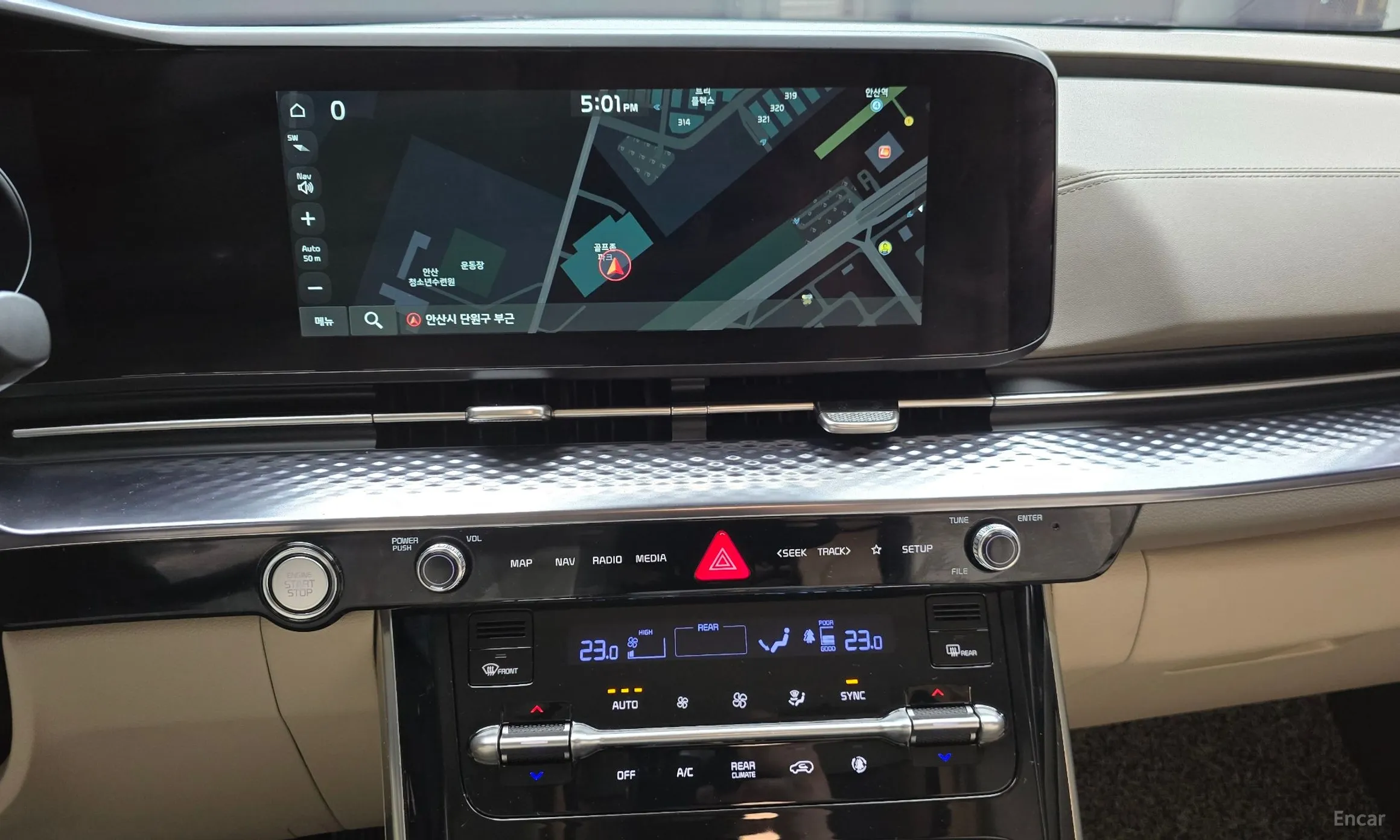 Kia Carnival Gen 4 превью 16