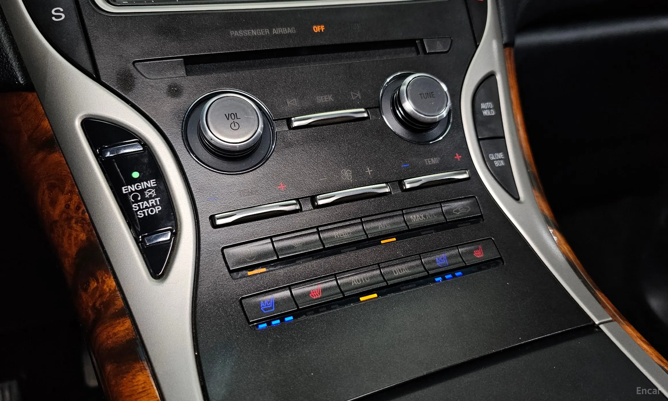 Lincoln MKX 2nd Generation превью 18