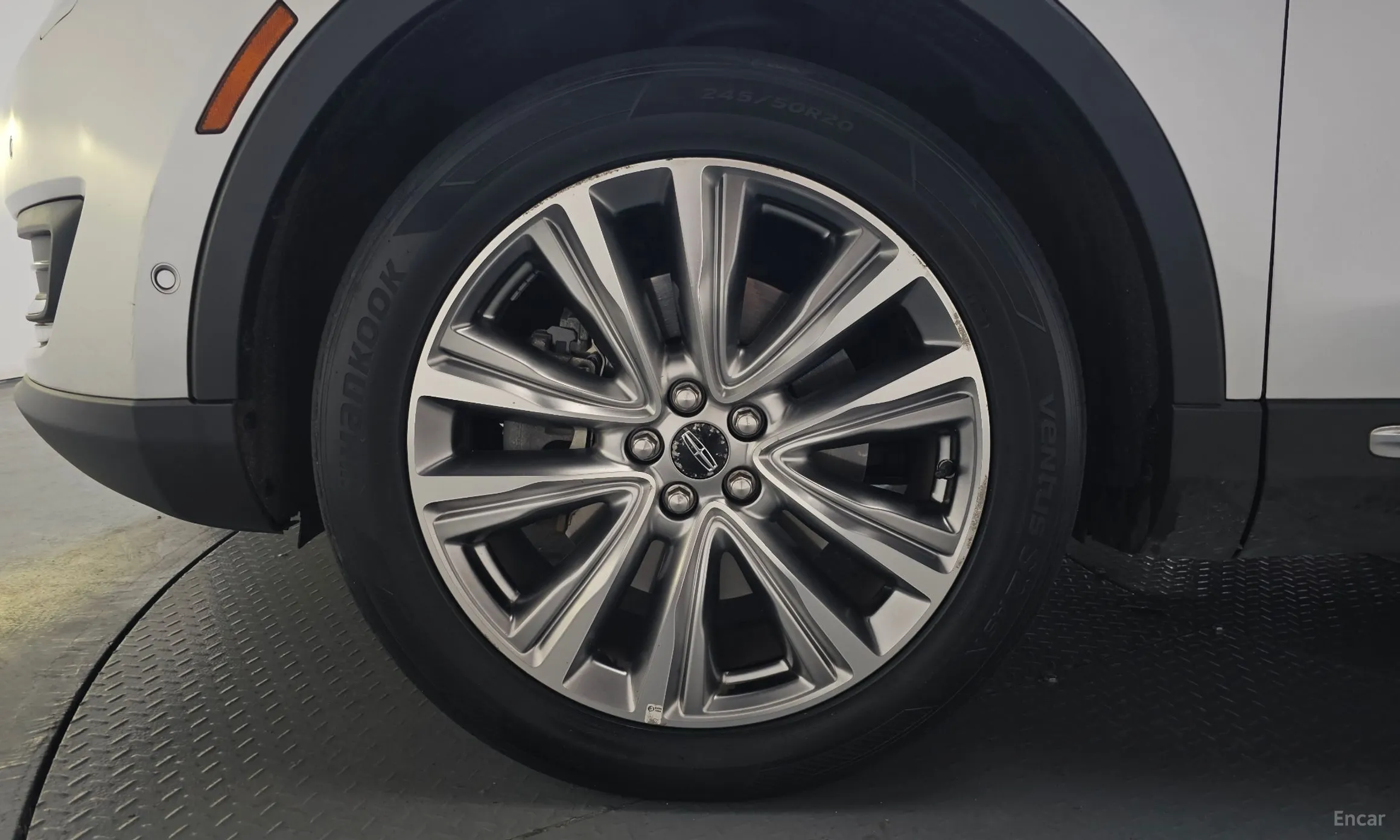 Lincoln MKX 2nd Generation превью 5