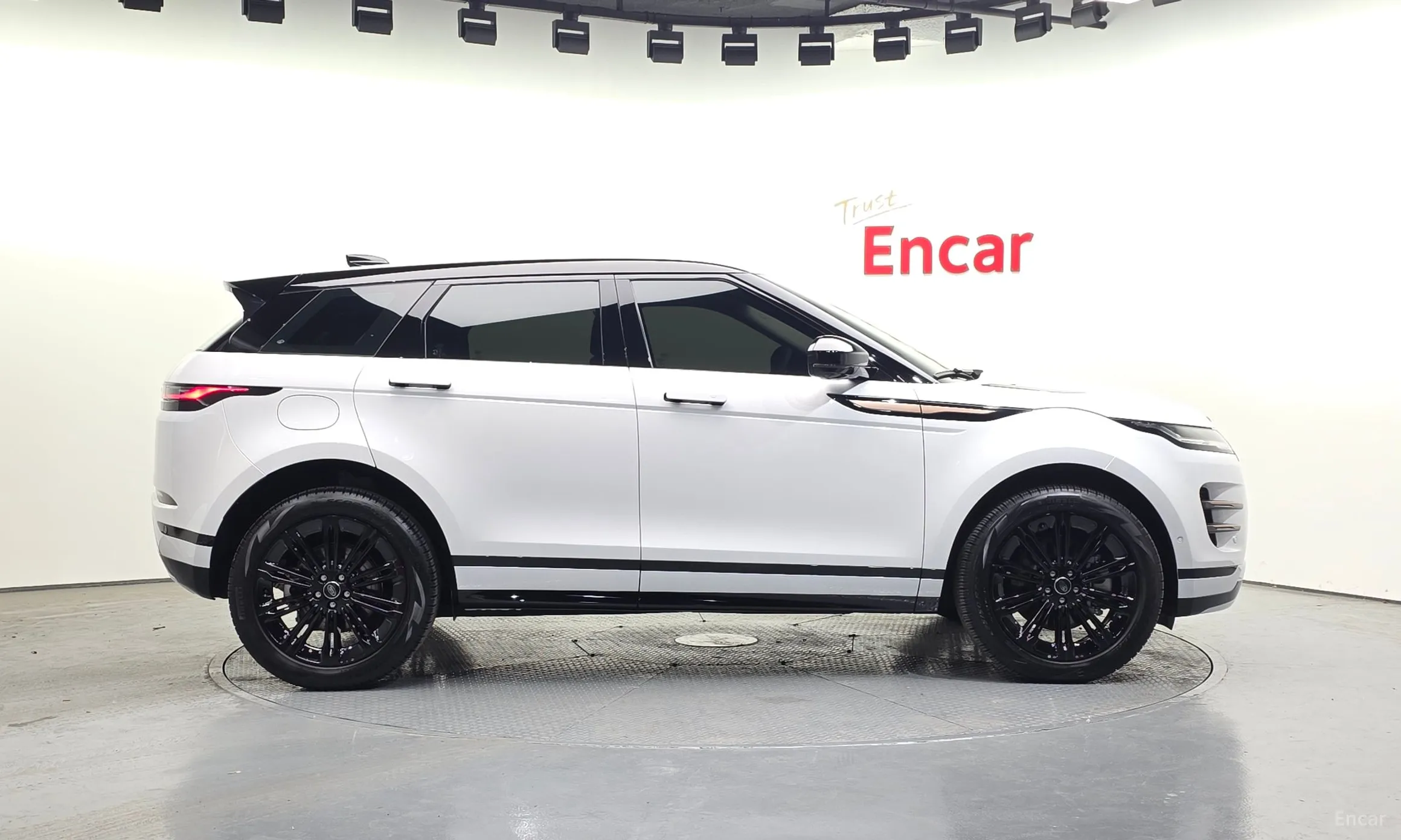 Land Rover Range Rover Evoque 2nd Generation превью 6