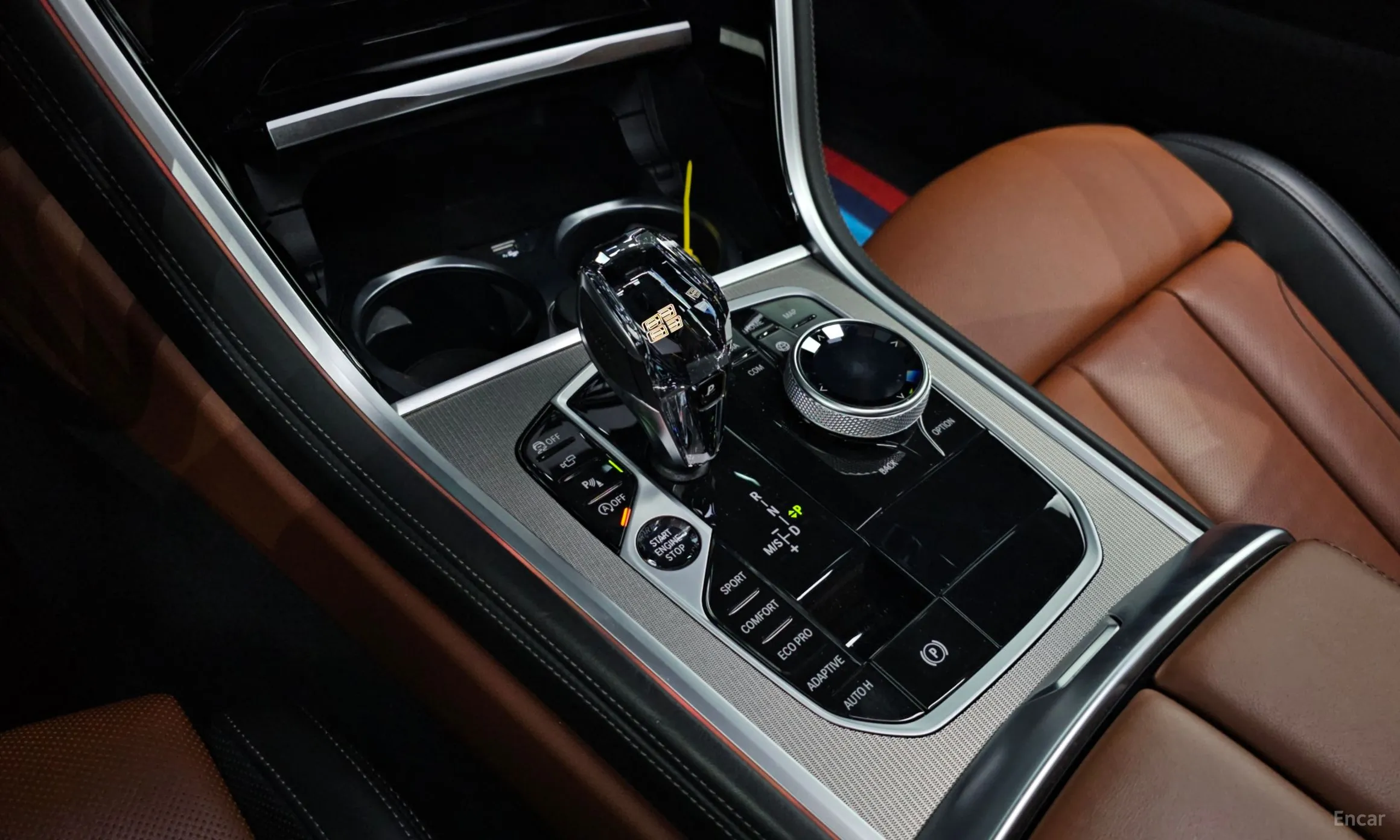 BMW 8-series (G15) превью 9