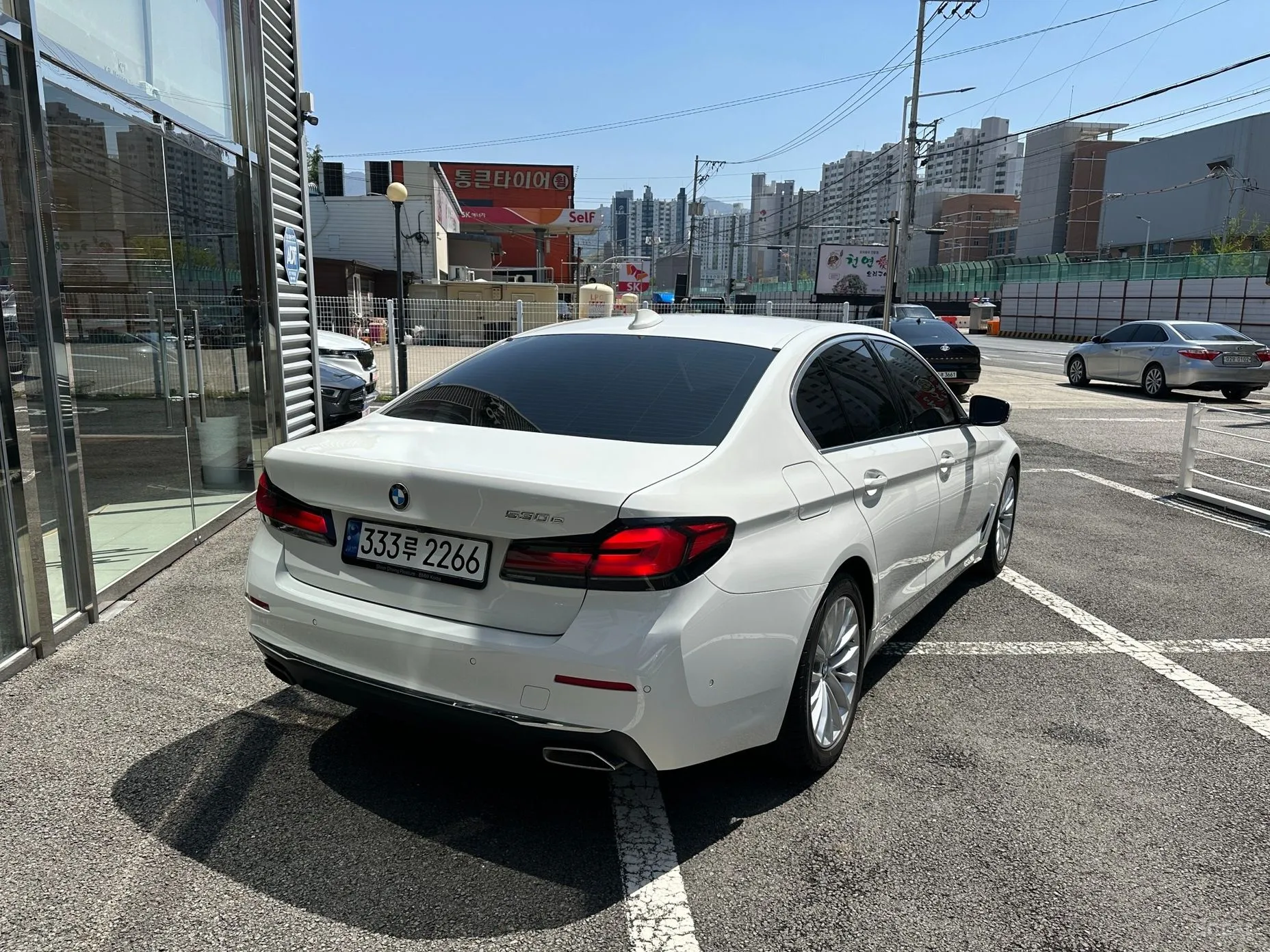 BMW 5 Series (G30) превью 2