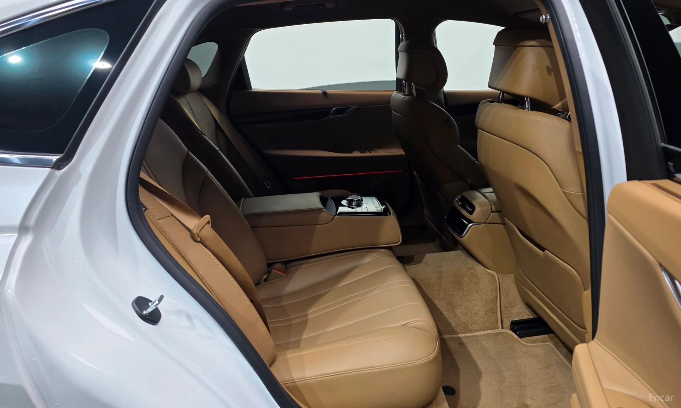Genesis G80 (RG3) превью 12