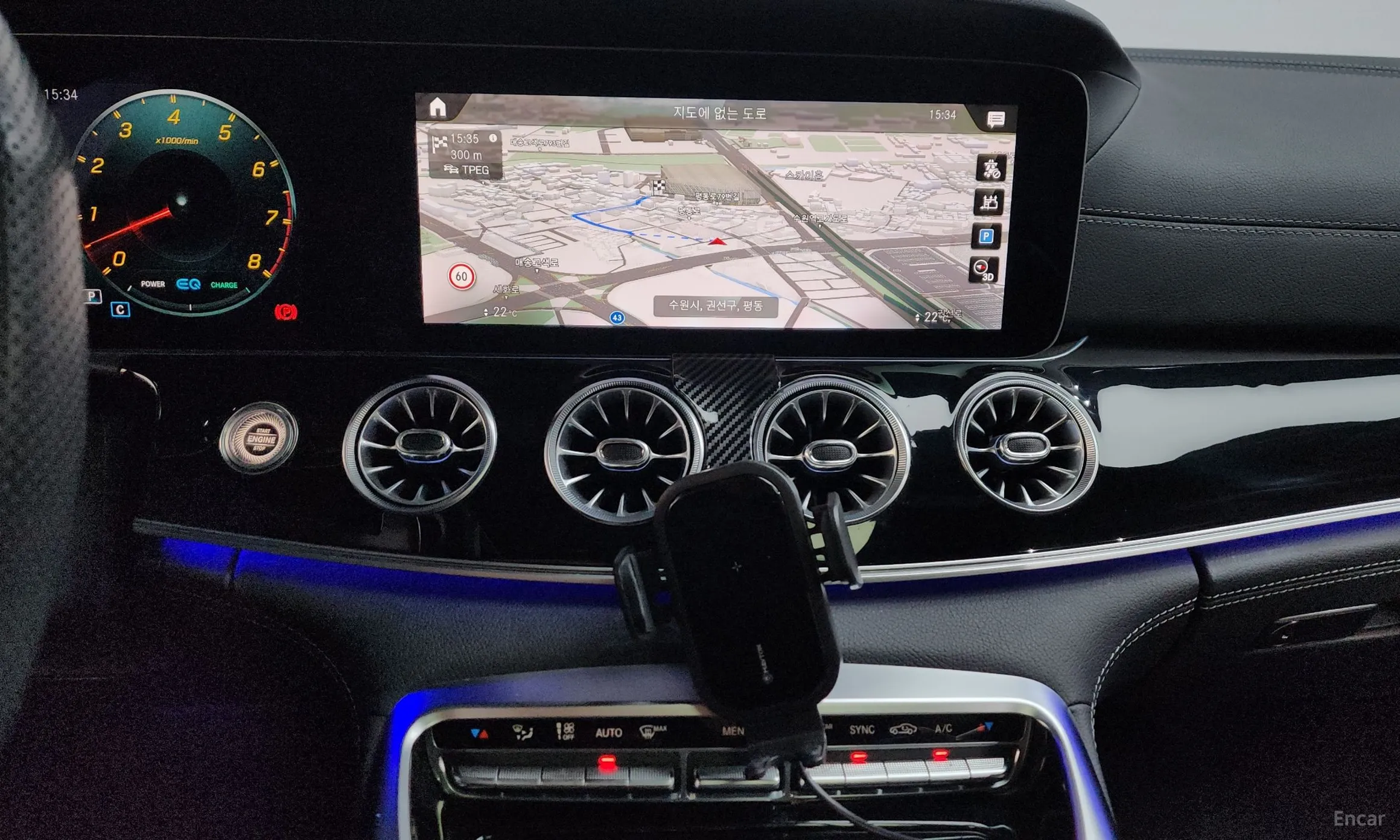 Mercedes Benz AMG GT превью 13