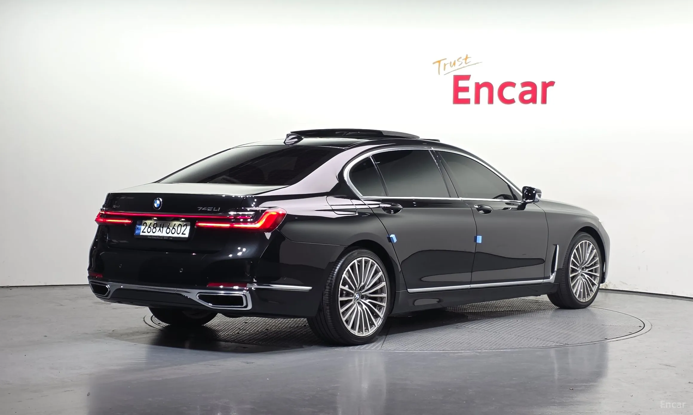 BMW 7 Series (G11)