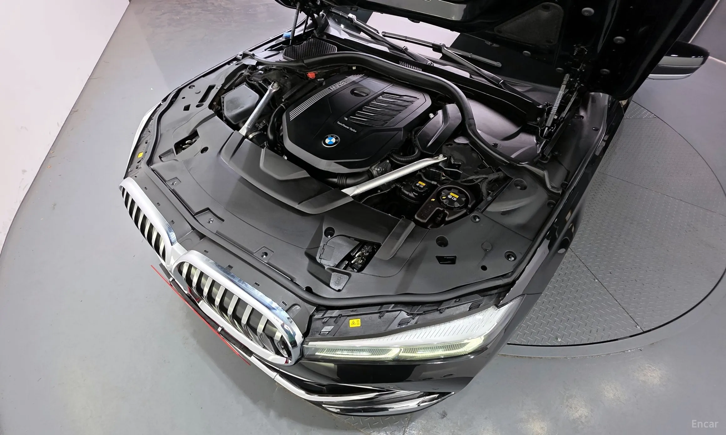 BMW 7 Series (G11) превью 6