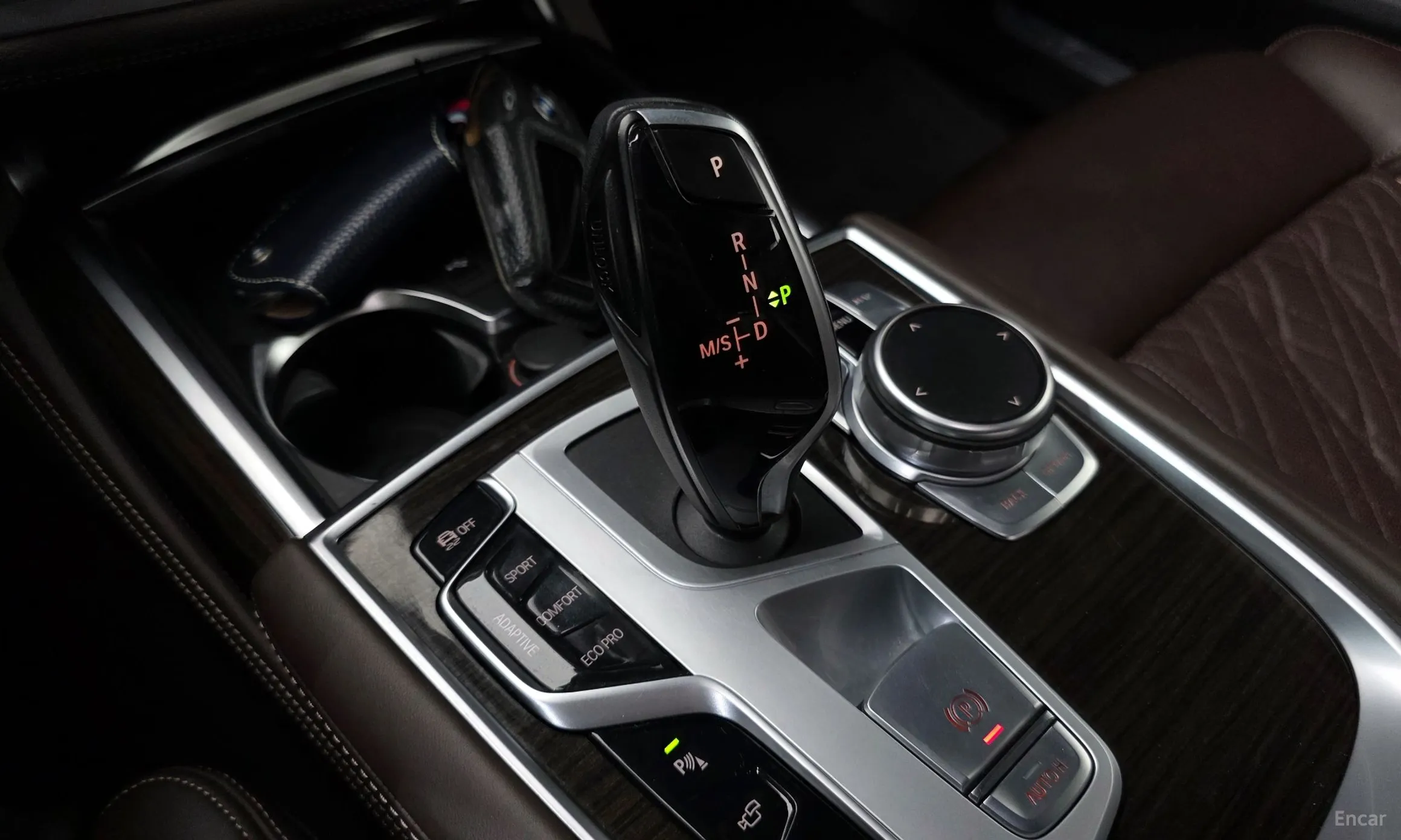 BMW 7 Series (G11) превью 9