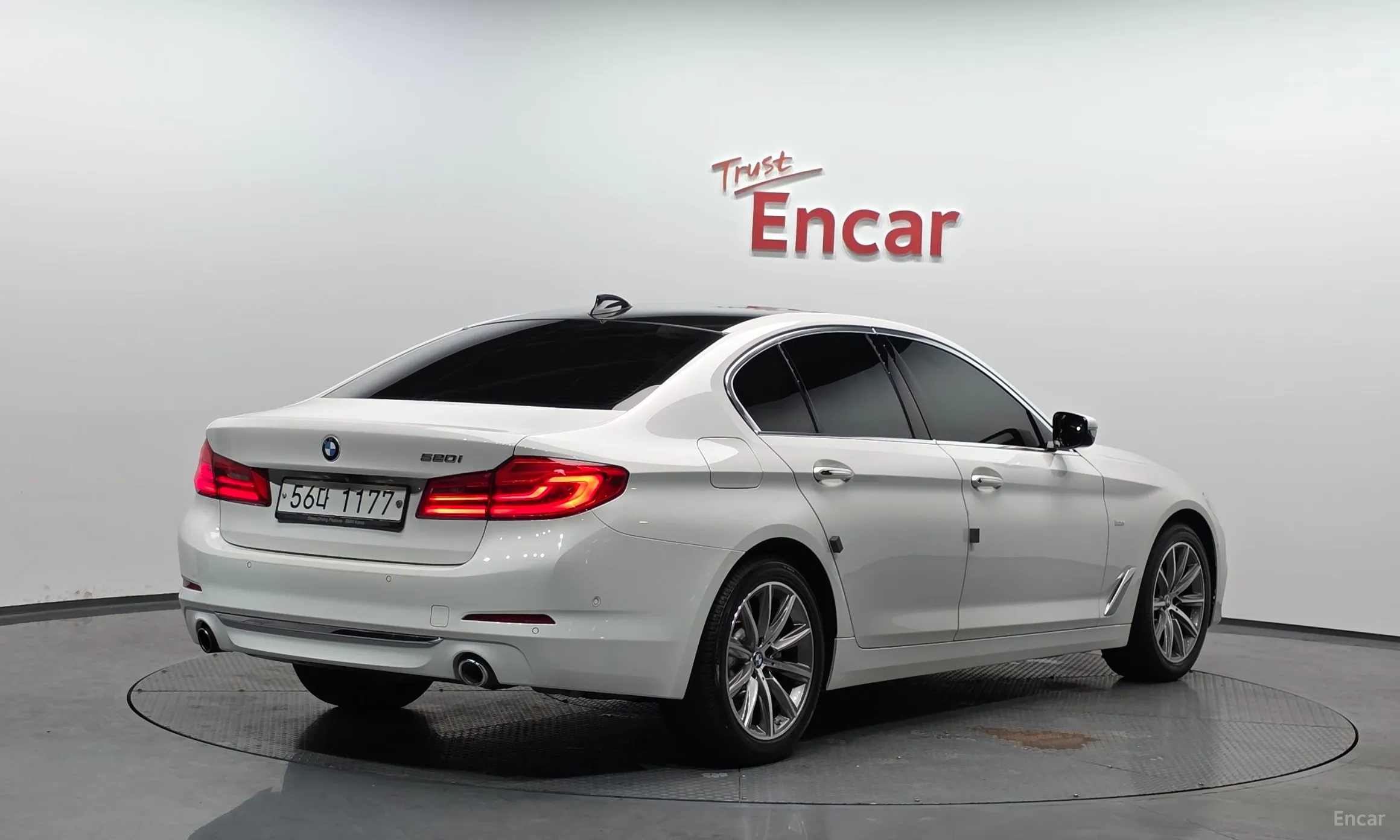 BMW 5 Series (G30)