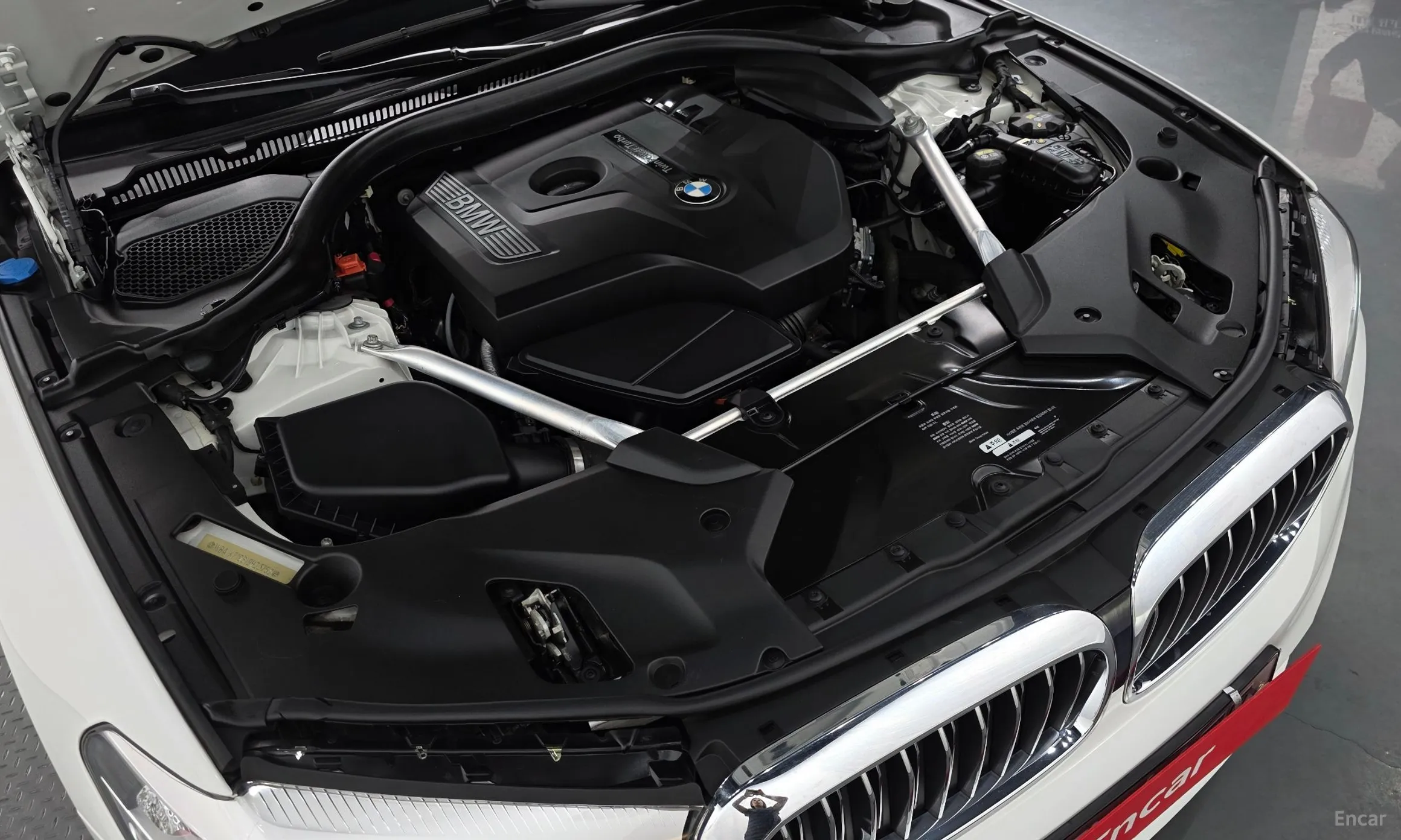 BMW 5 Series (G30) превью 6