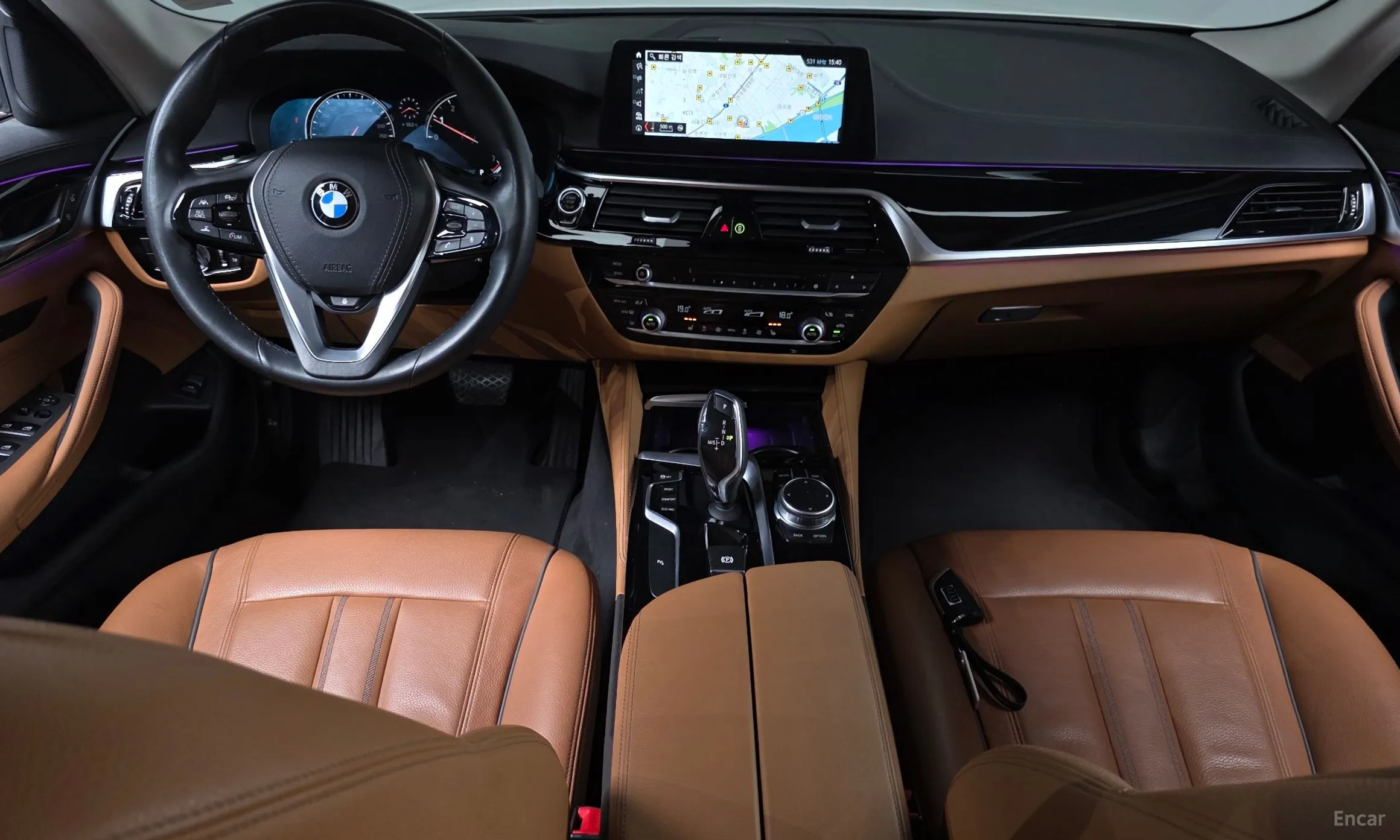 BMW 5 Series (G30) превью 7