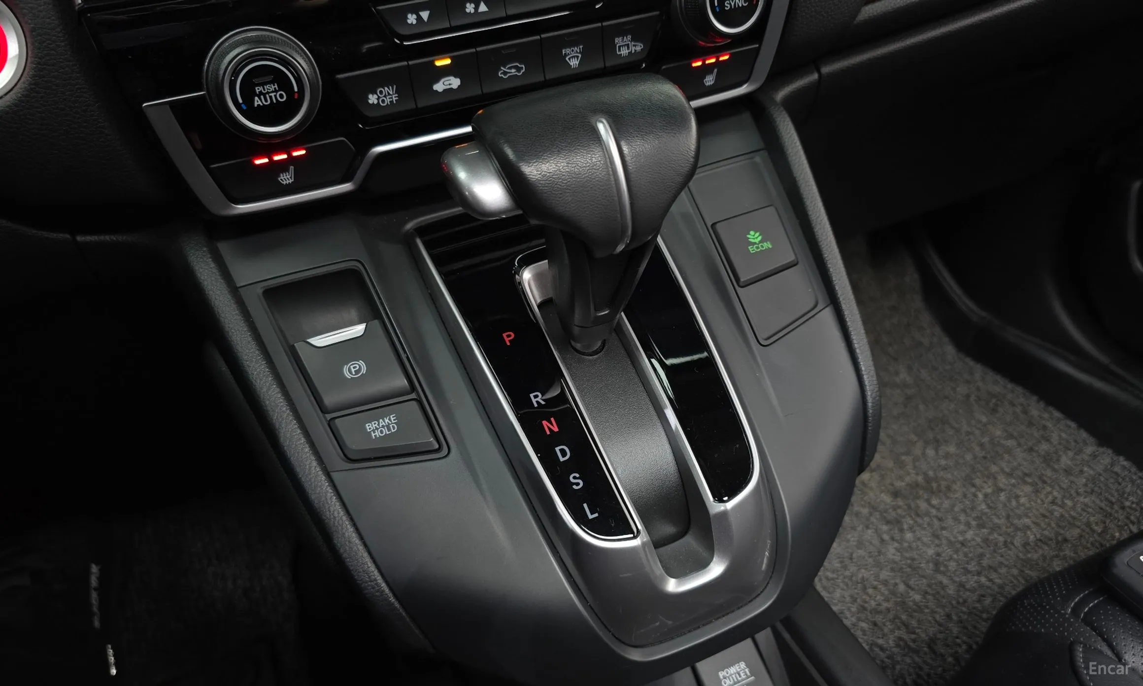 Honda CR-V 5th generation превью 9