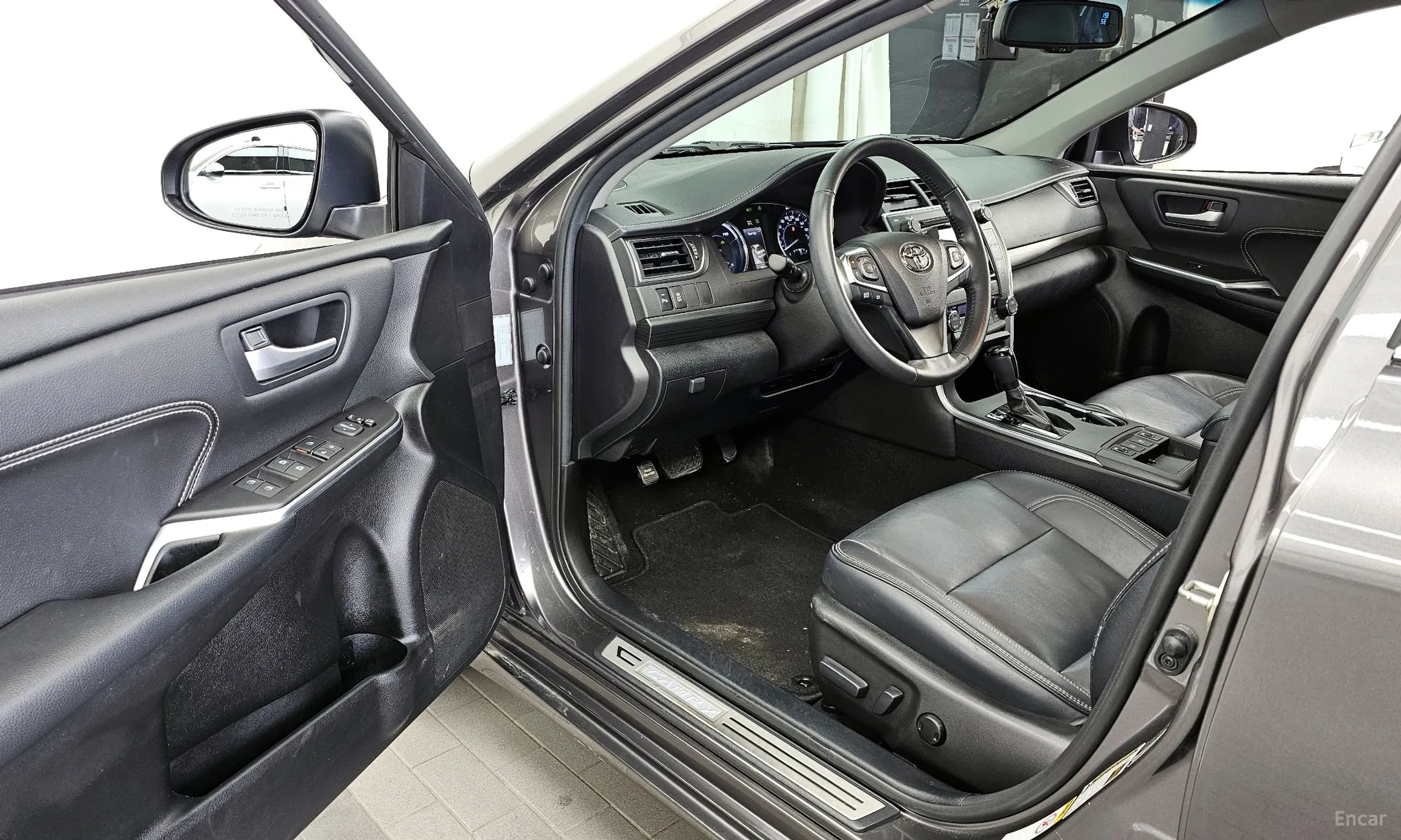 Toyota New Camry превью 10