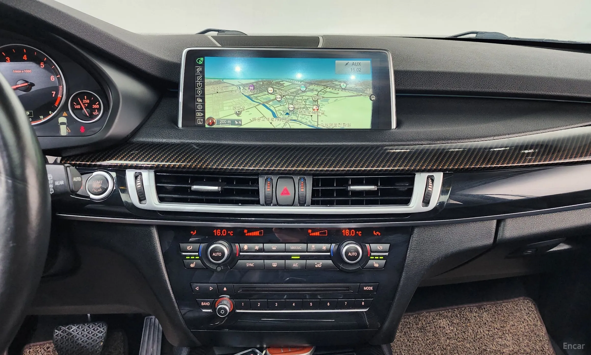BMW X5 (F15) превью 12