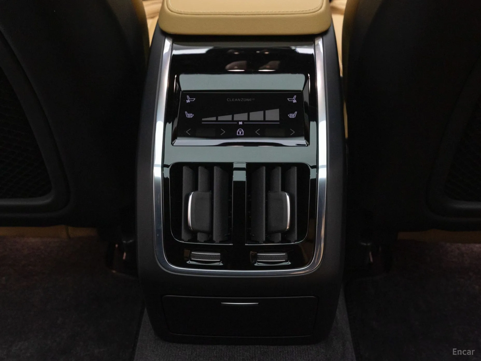 Volvo S90 превью 16