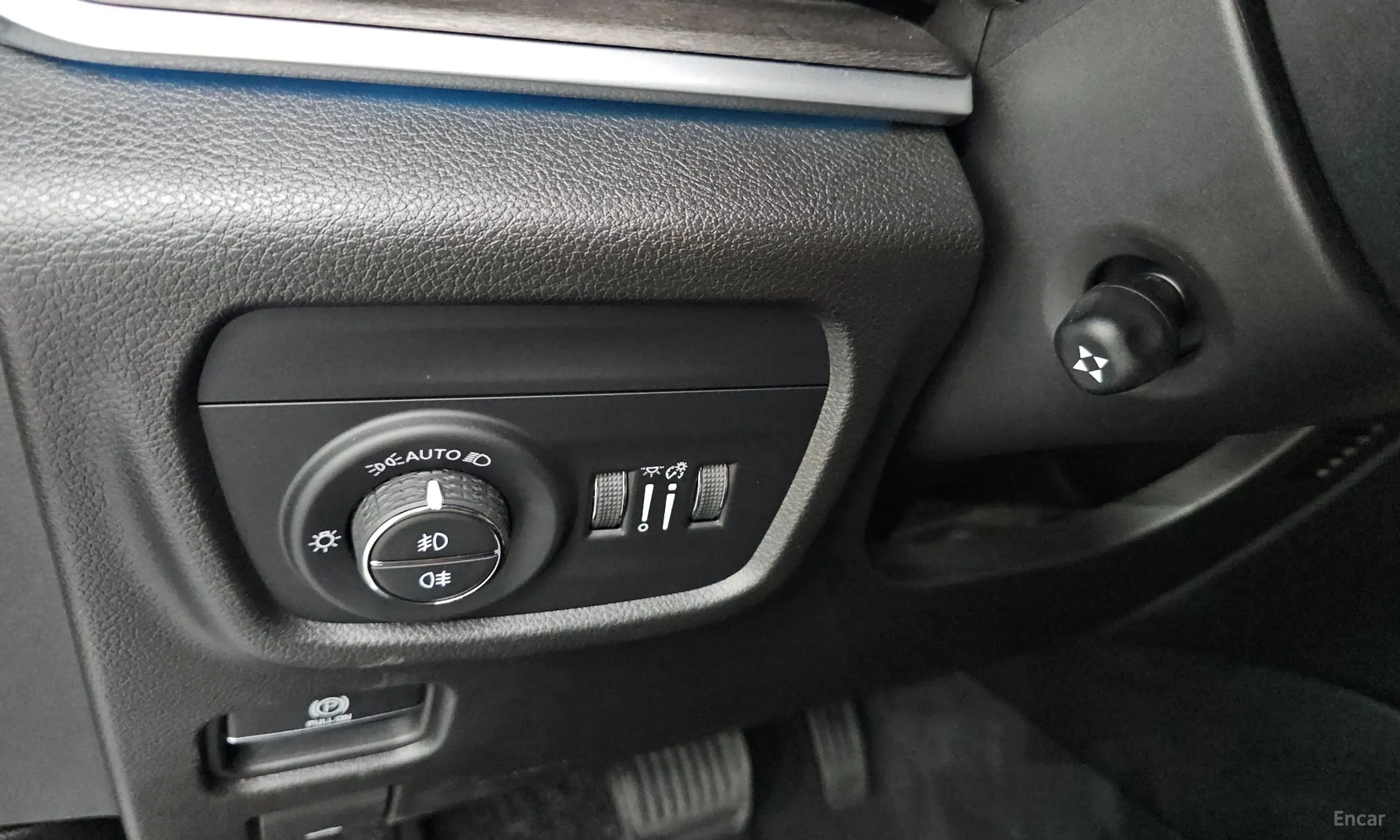 Jeep Grand Cherokee (WL) превью 18