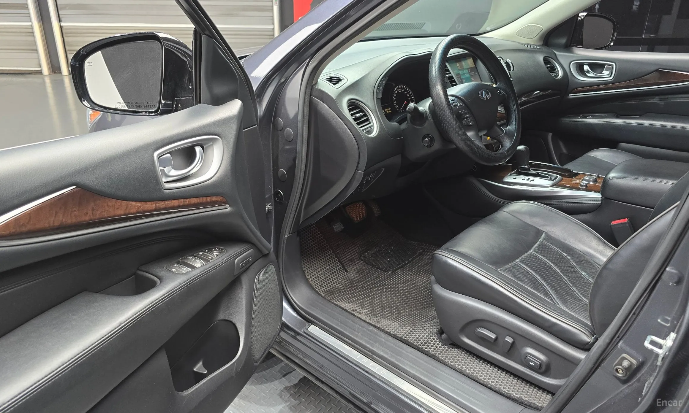 Infiniti QX60 превью 10