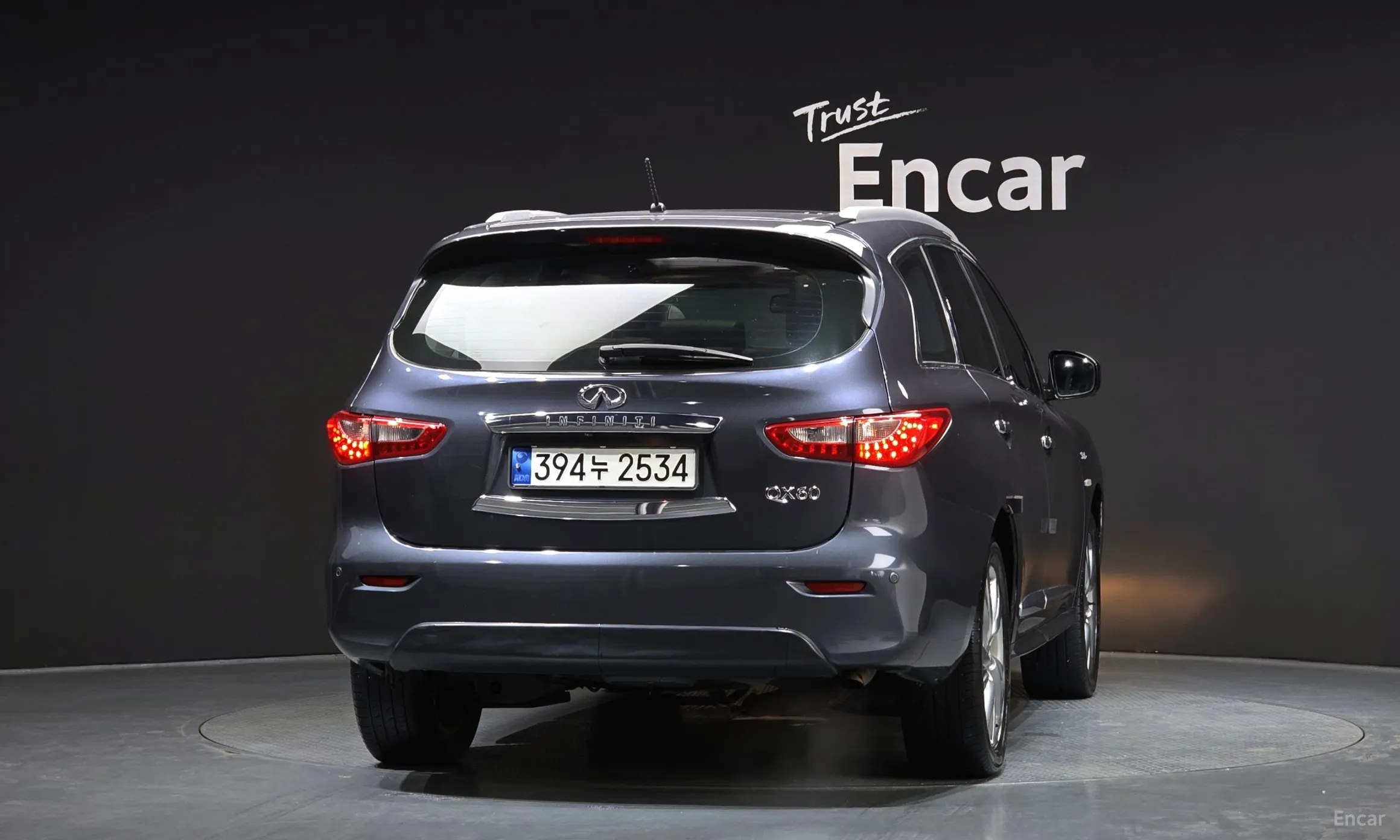 Infiniti QX60 превью 4