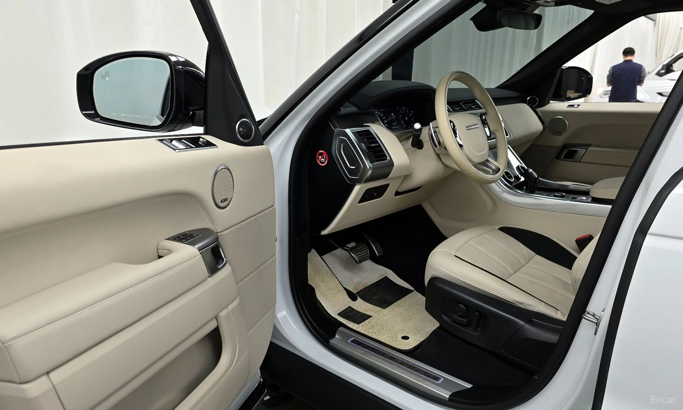 Land Rover Range Rover Sport 2nd Generation превью 10