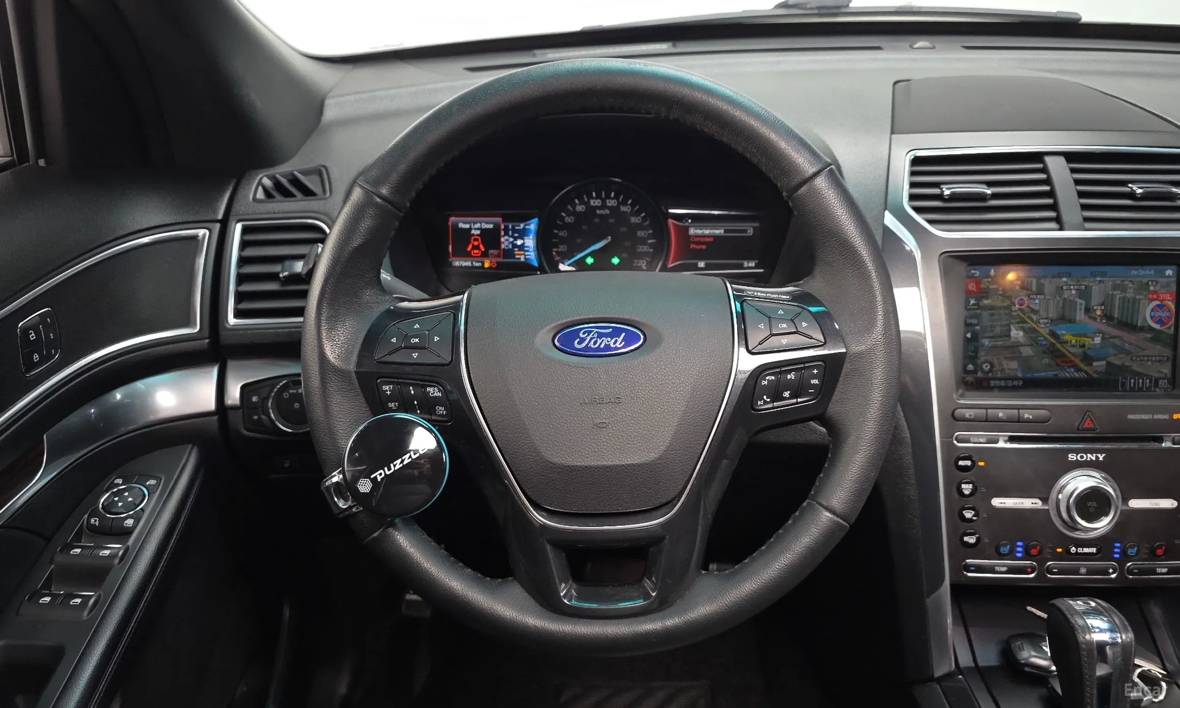 Ford Explorer превью 13