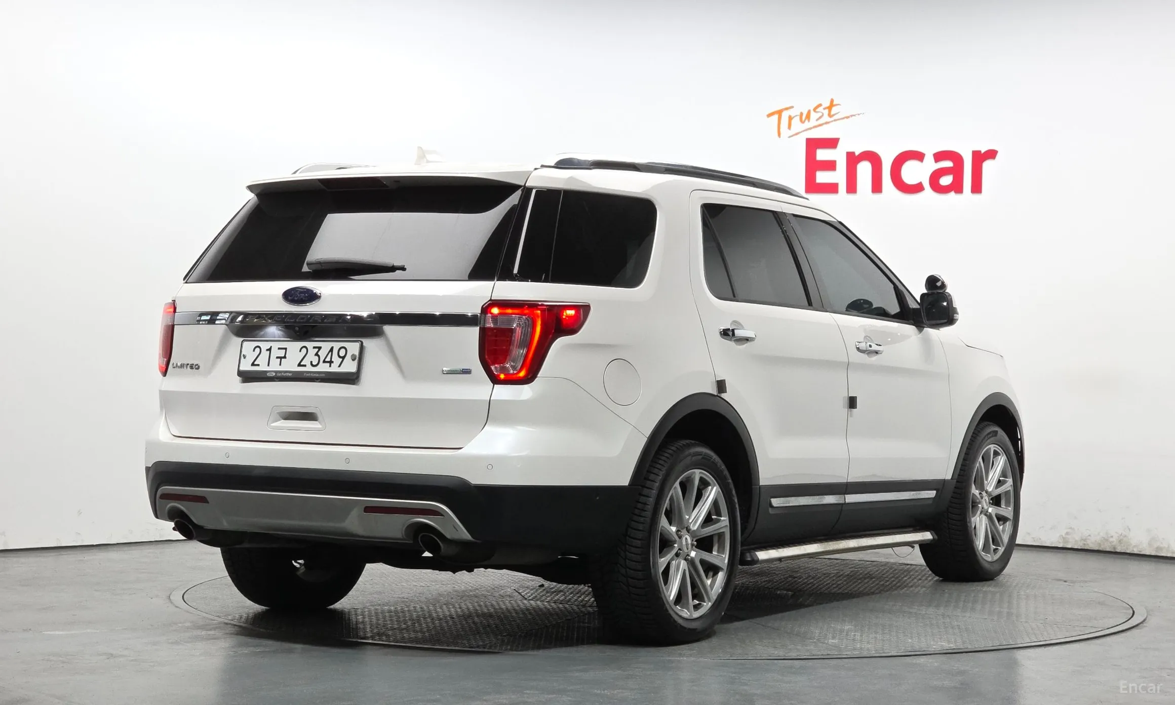 Ford Explorer превью 2