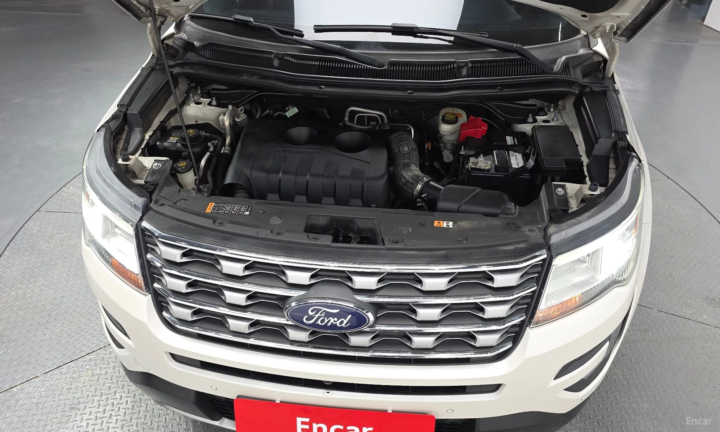 Ford Explorer превью 6