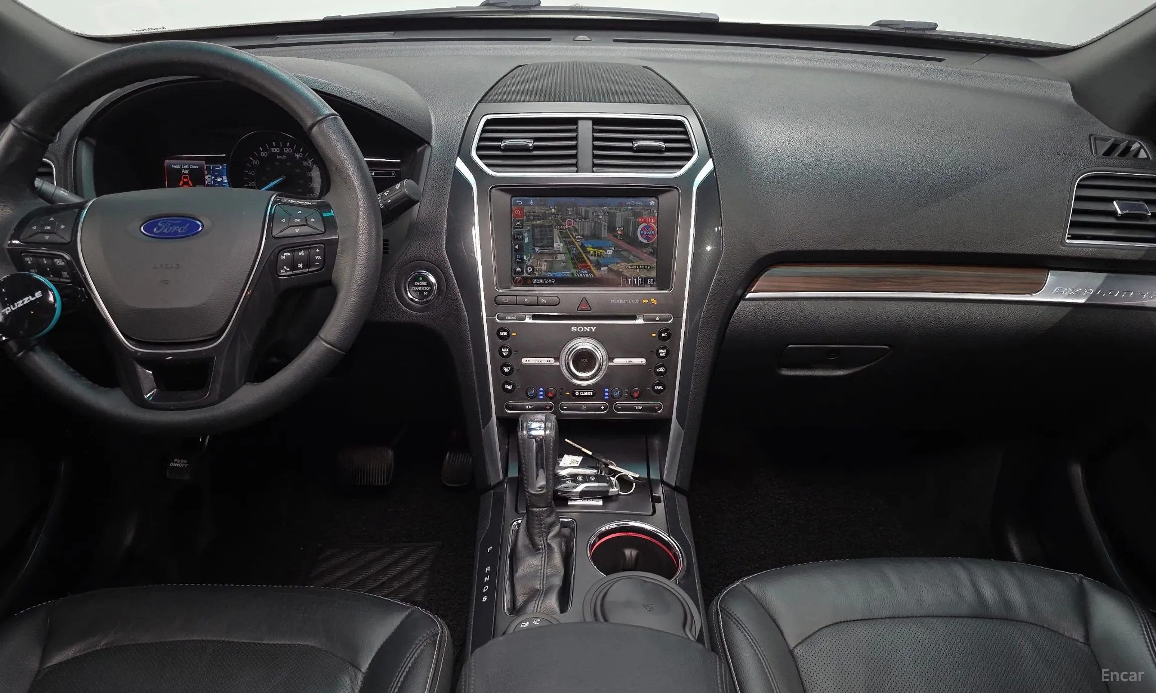 Ford Explorer превью 7