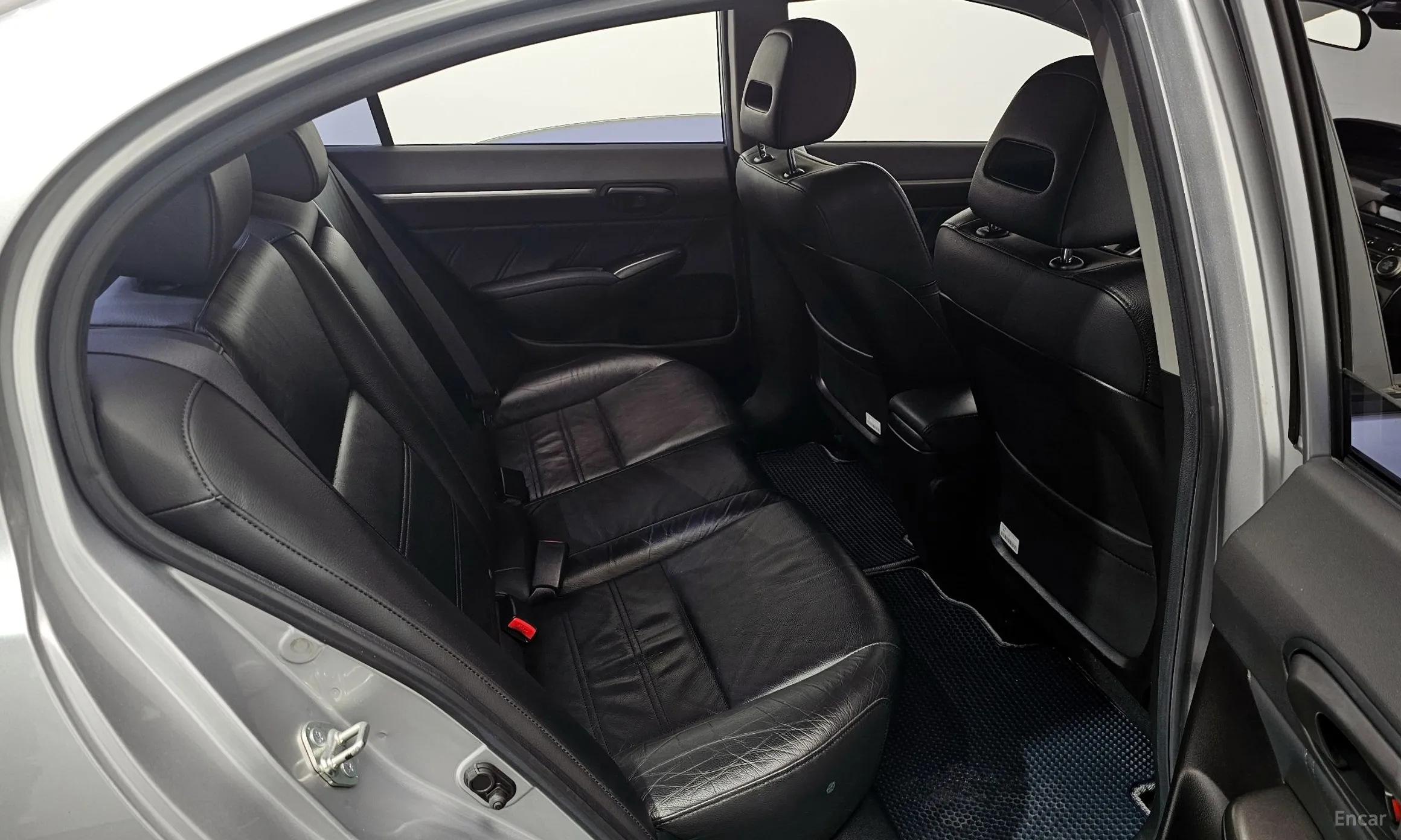 Honda Civic превью 12