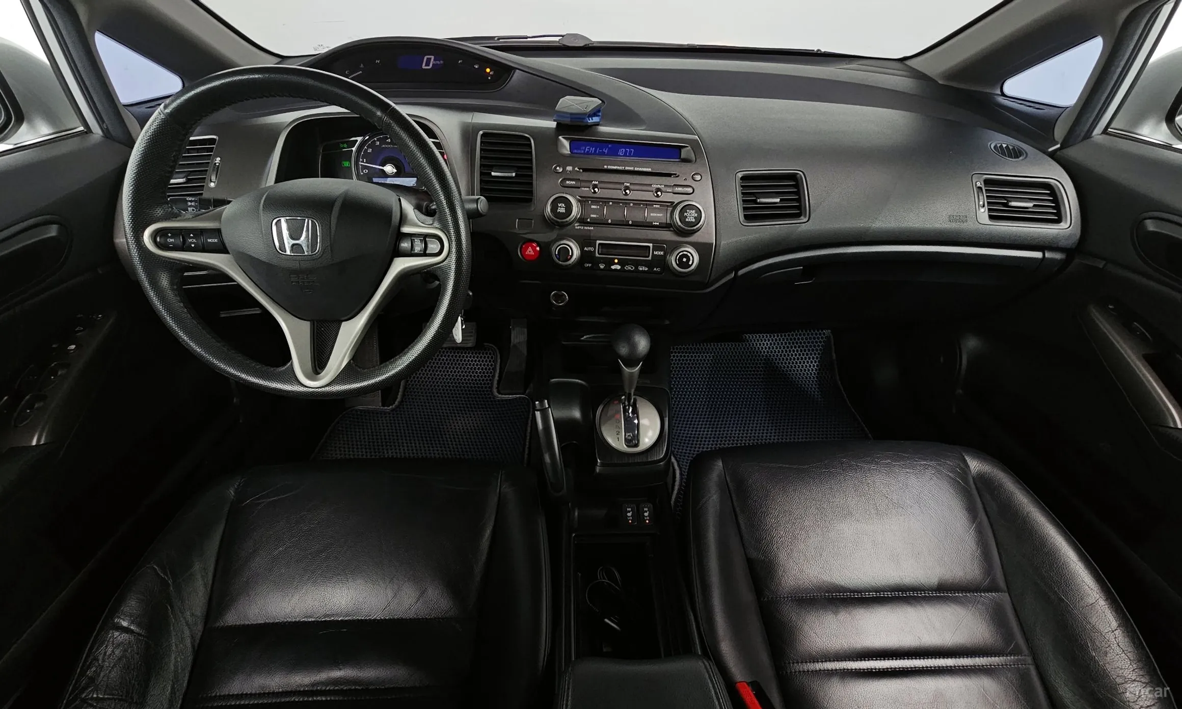 Honda Civic превью 7