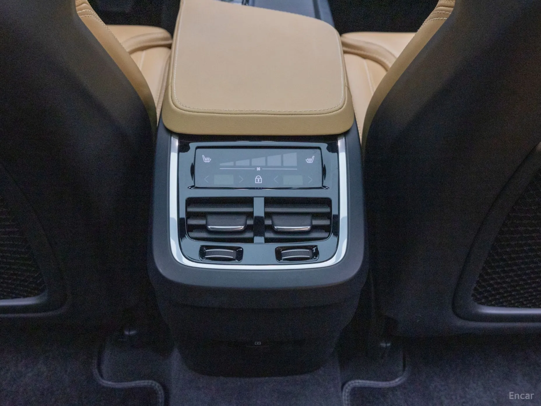Volvo XC90 Gen 2 превью 16