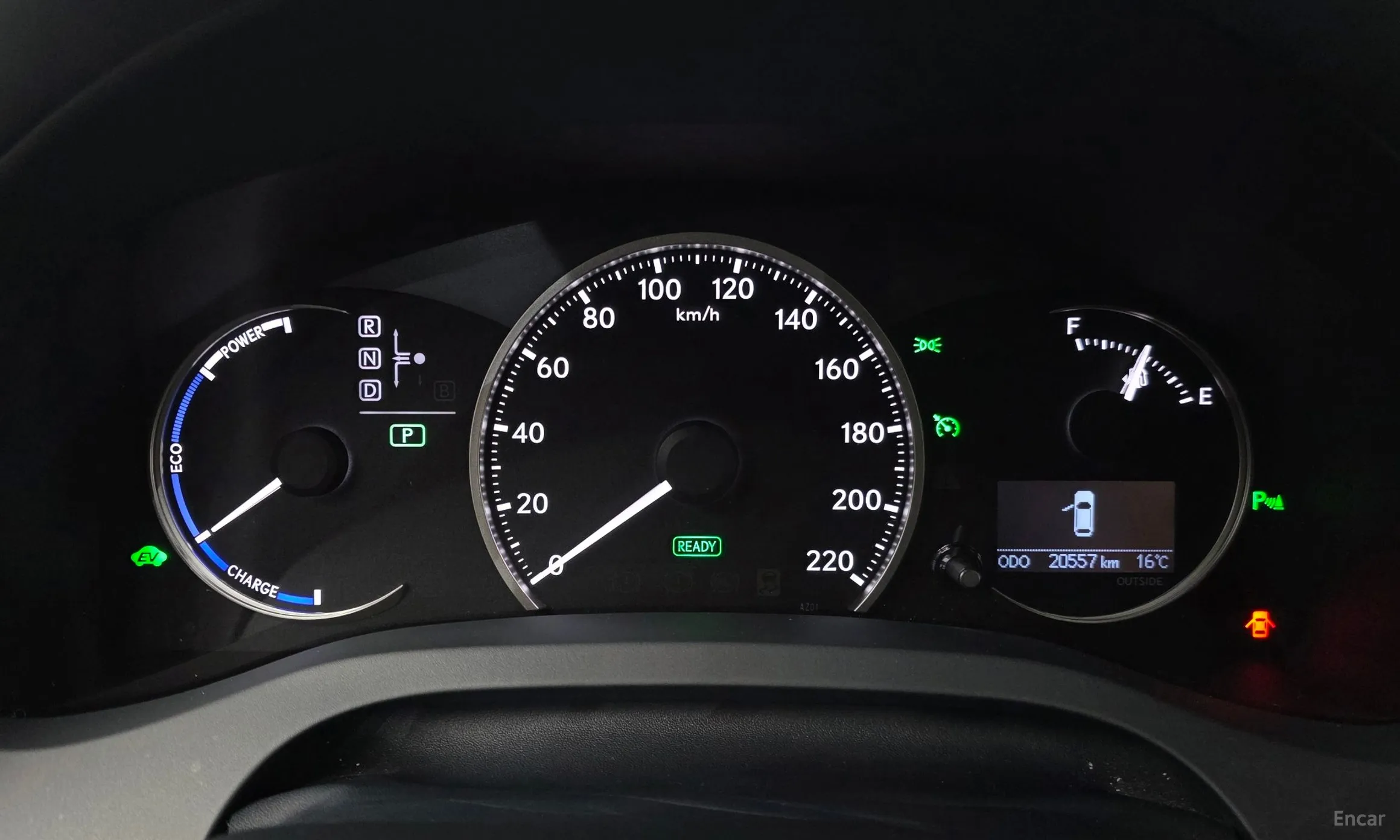 Lexus CT200h превью 8