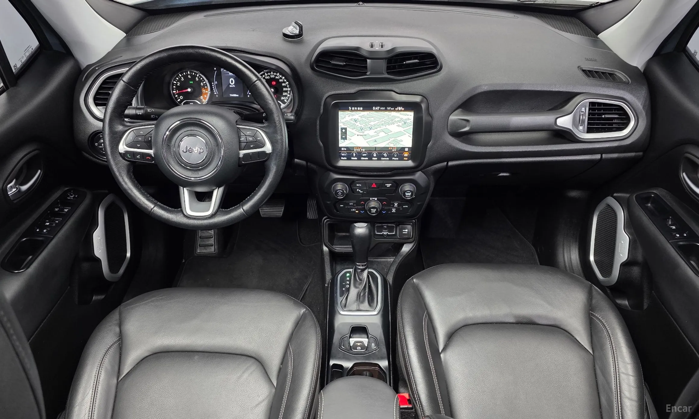 Jeep Renegade превью 7