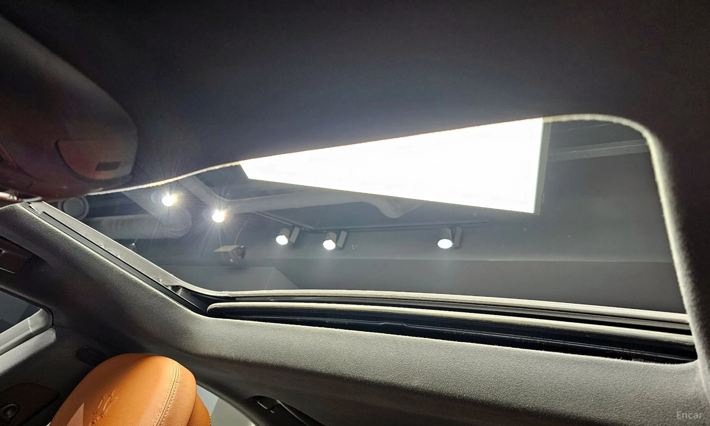Maserati Ghibli превью 16