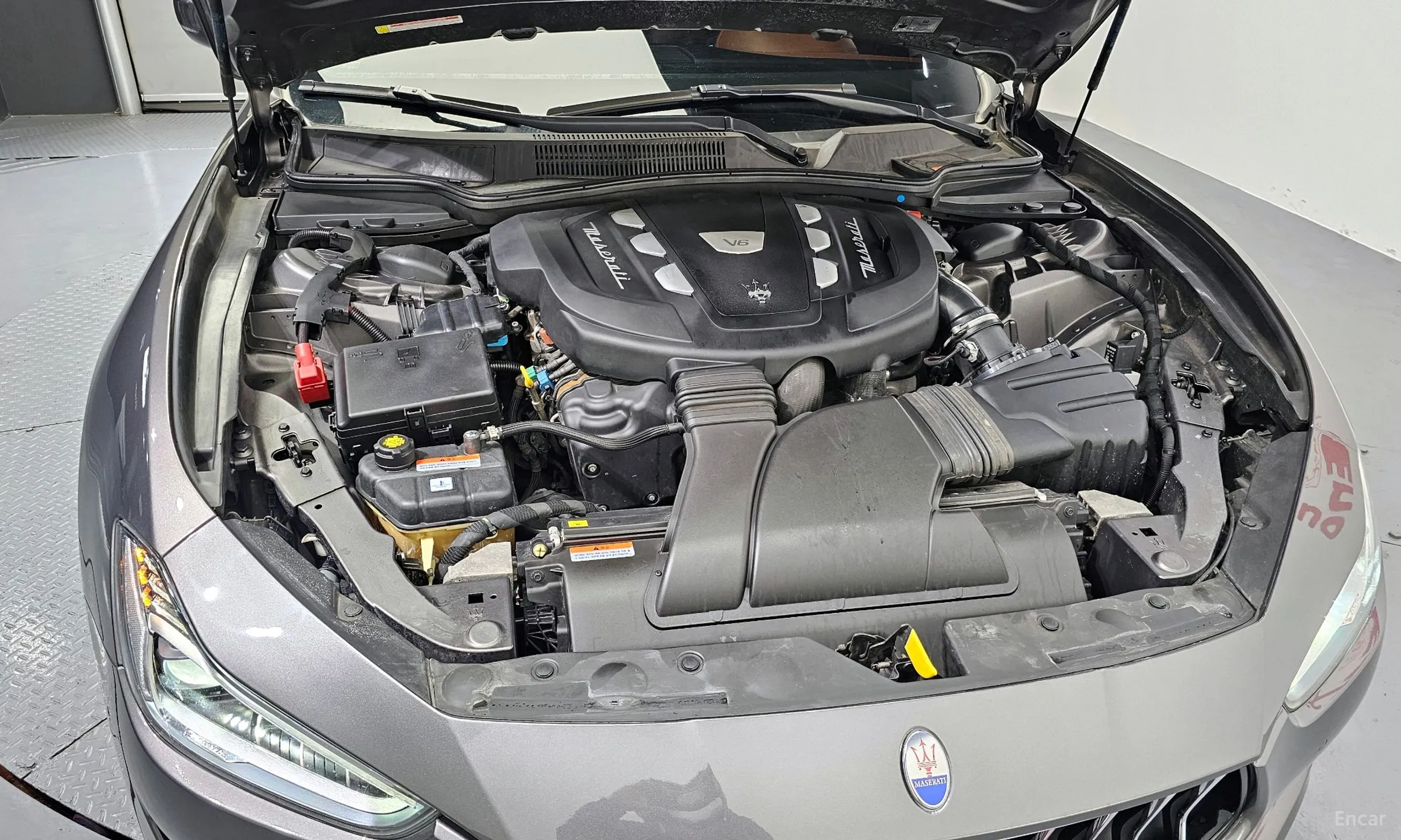 Maserati Ghibli превью 6