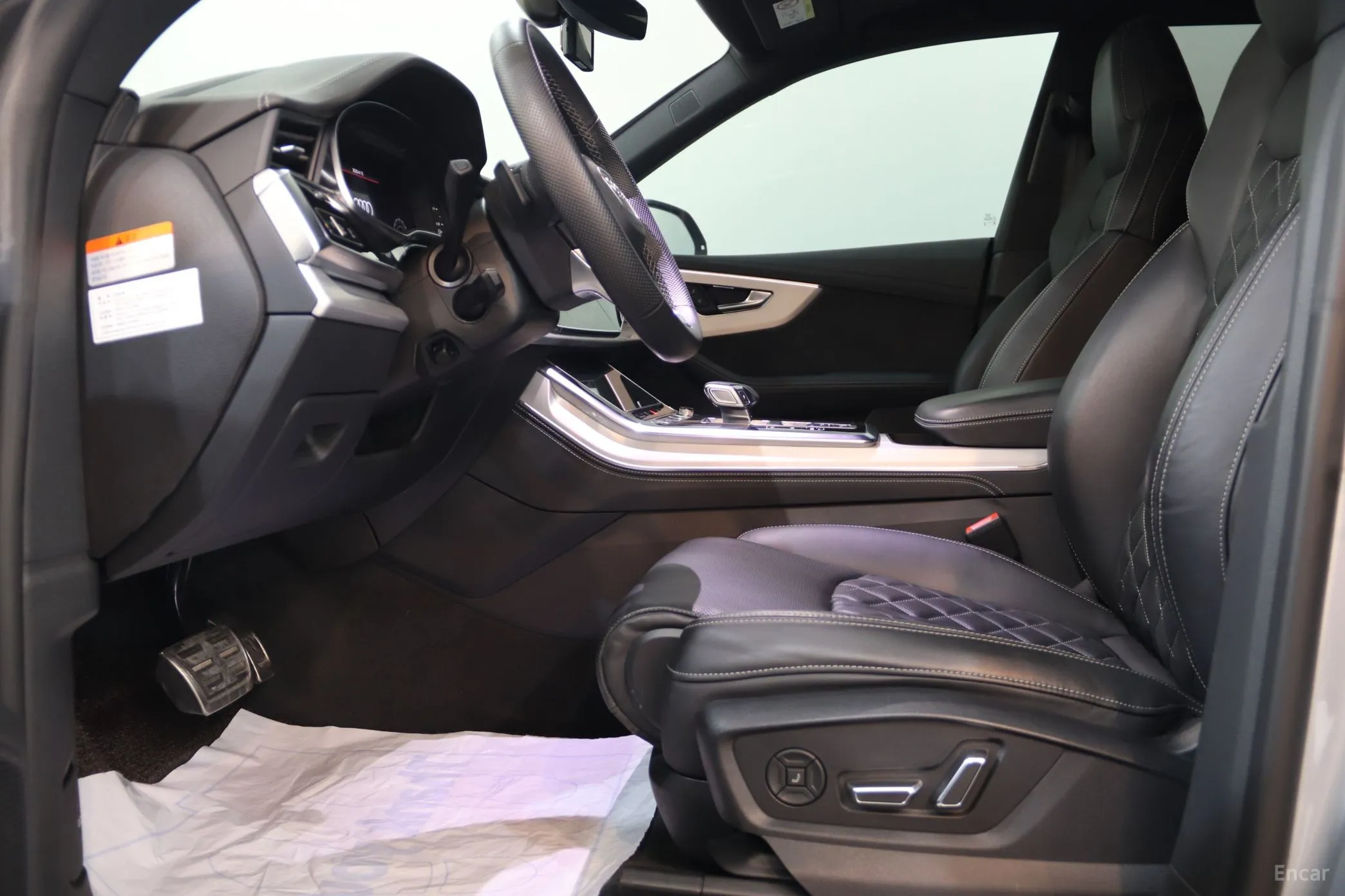 Audi Q8 (4M) превью 12