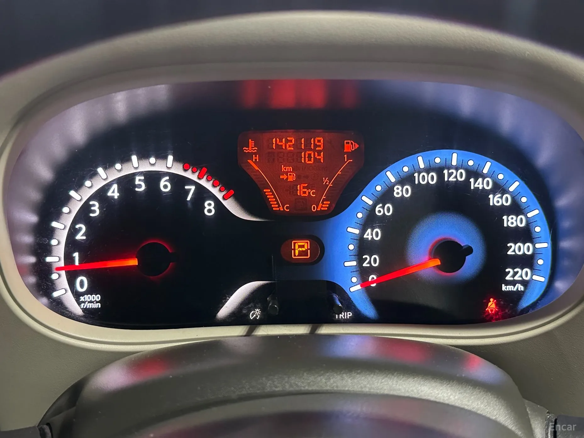 Nissan Cube превью 11