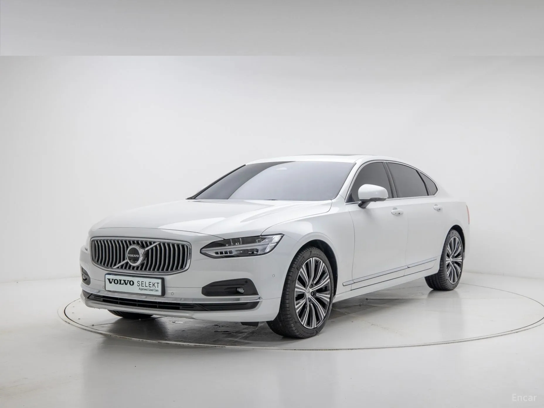 S90