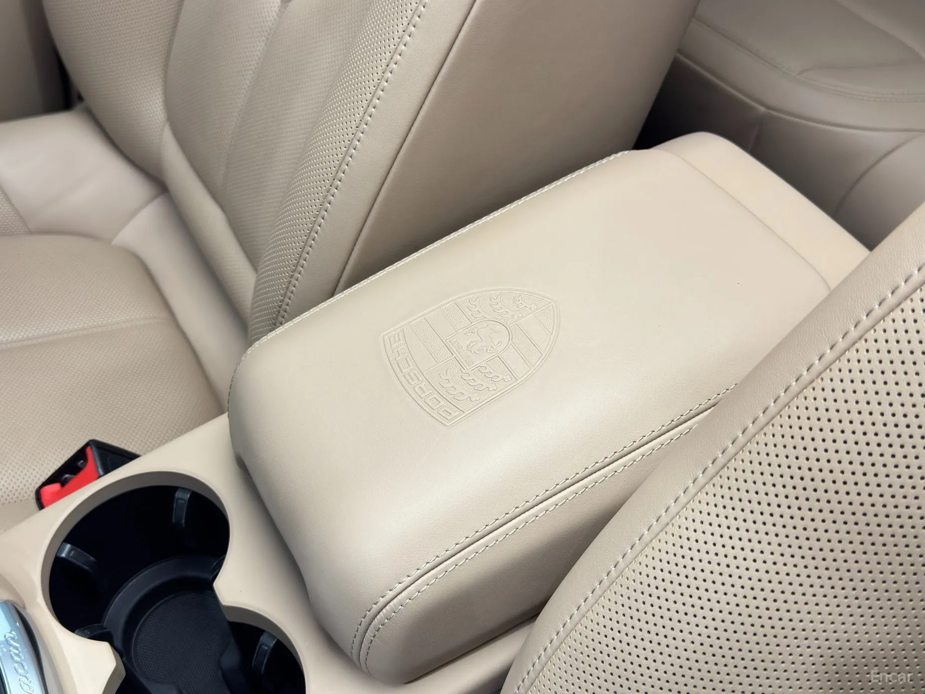 Porsche Macan превью 17