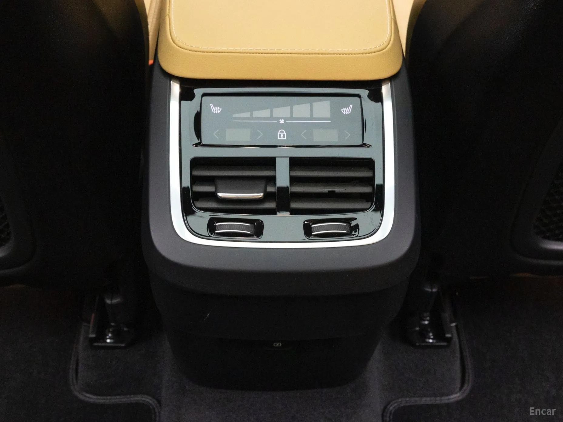 Volvo XC90 Gen 2 превью 16