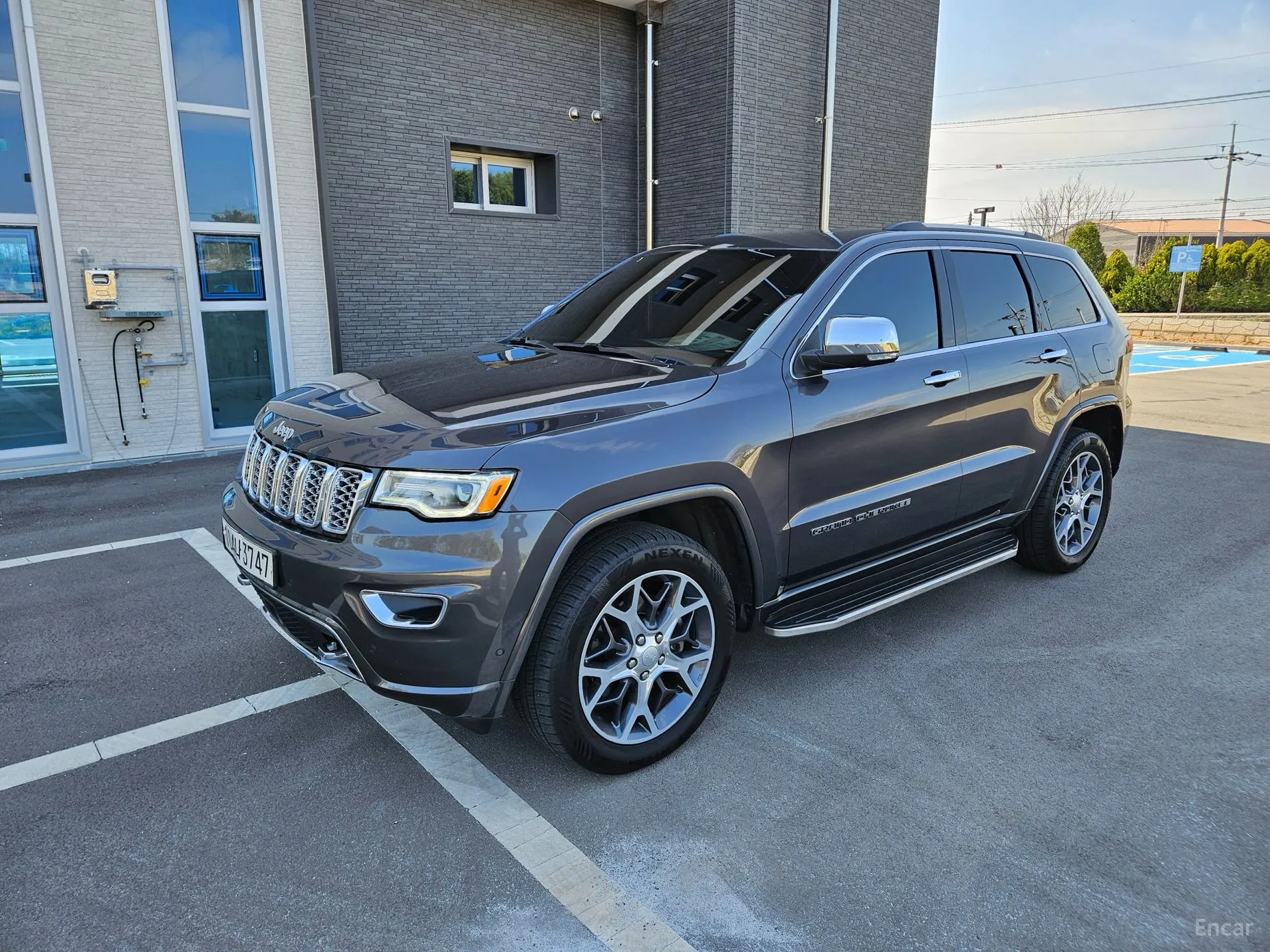 Jeep Grand Cherokee превью 2
