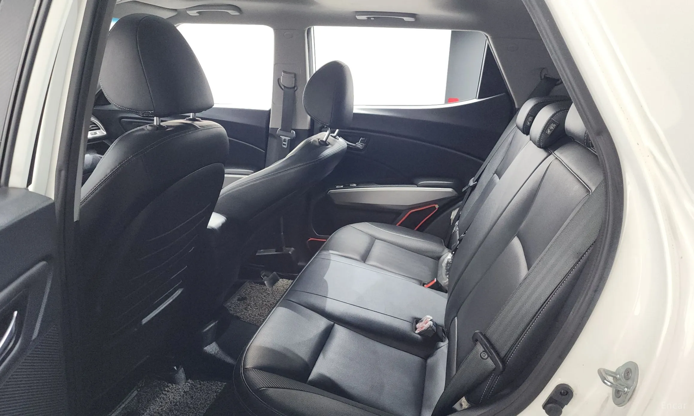 KG Mobility (SsangYong) Tivoli, Lazio превью 11