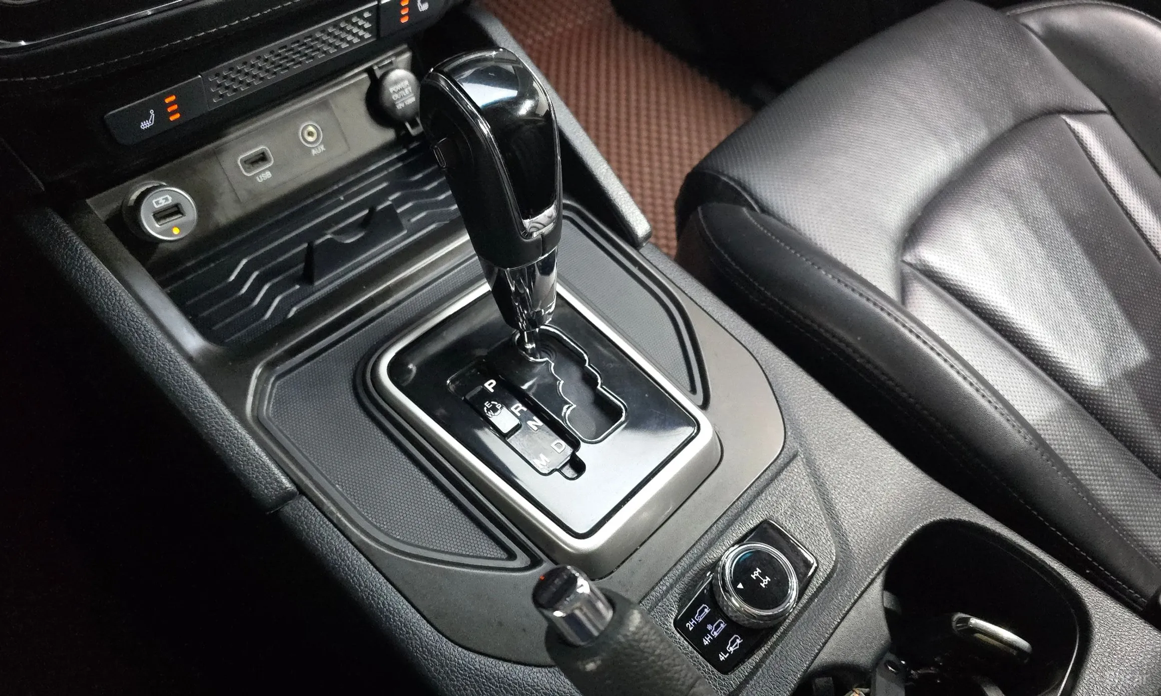 KG Mobility (SsangYong) Rexton Sports превью 9