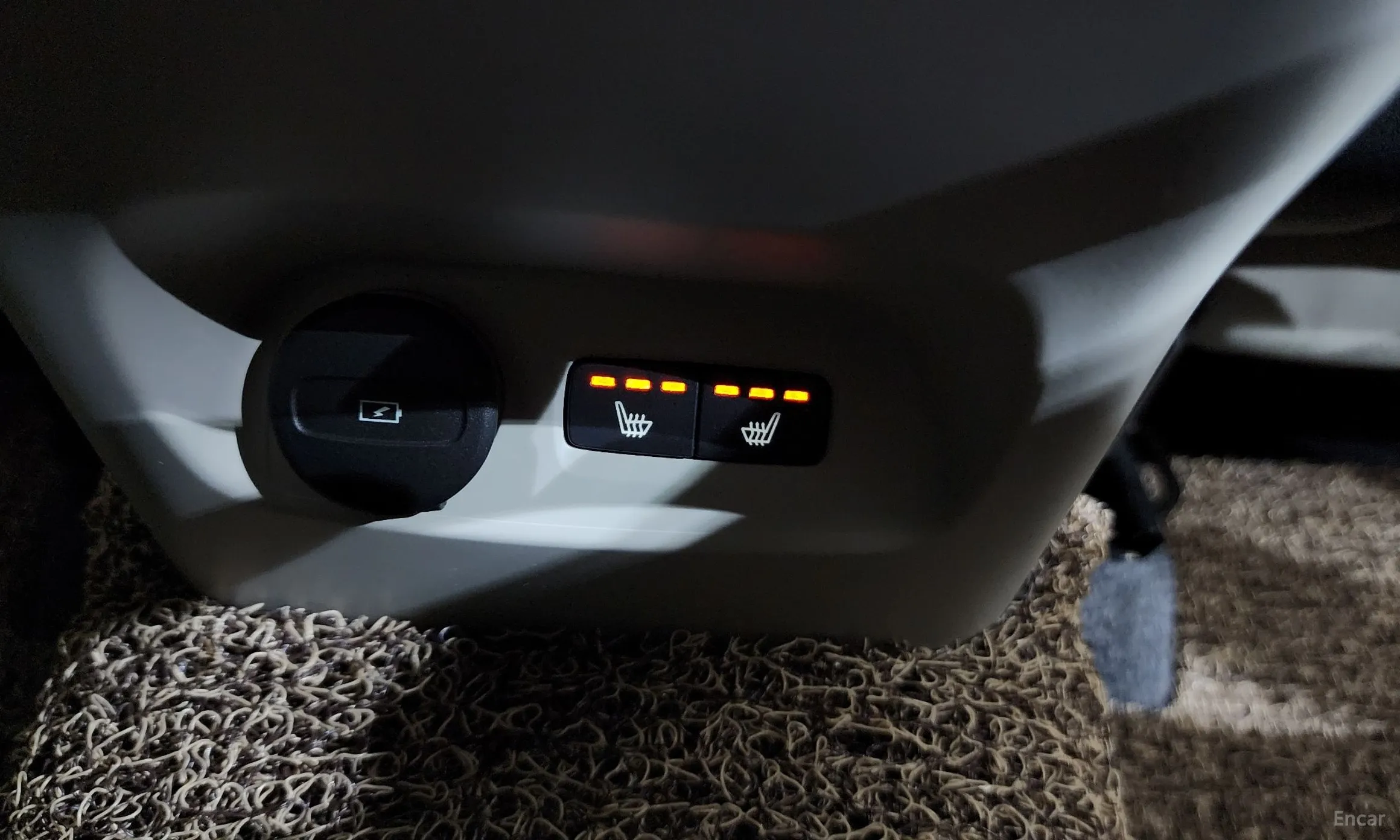 Volvo XC40 превью 19