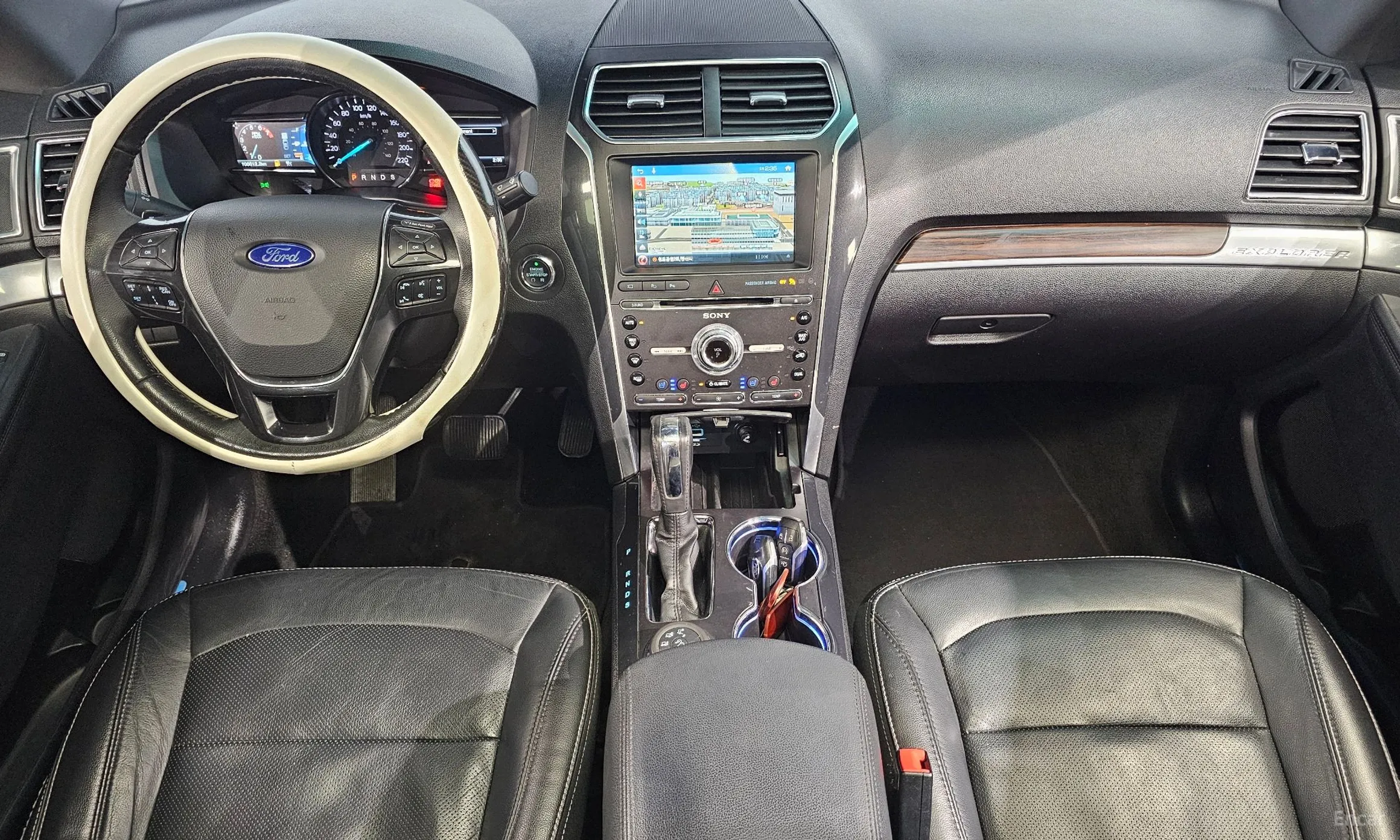 Ford Explorer превью 7