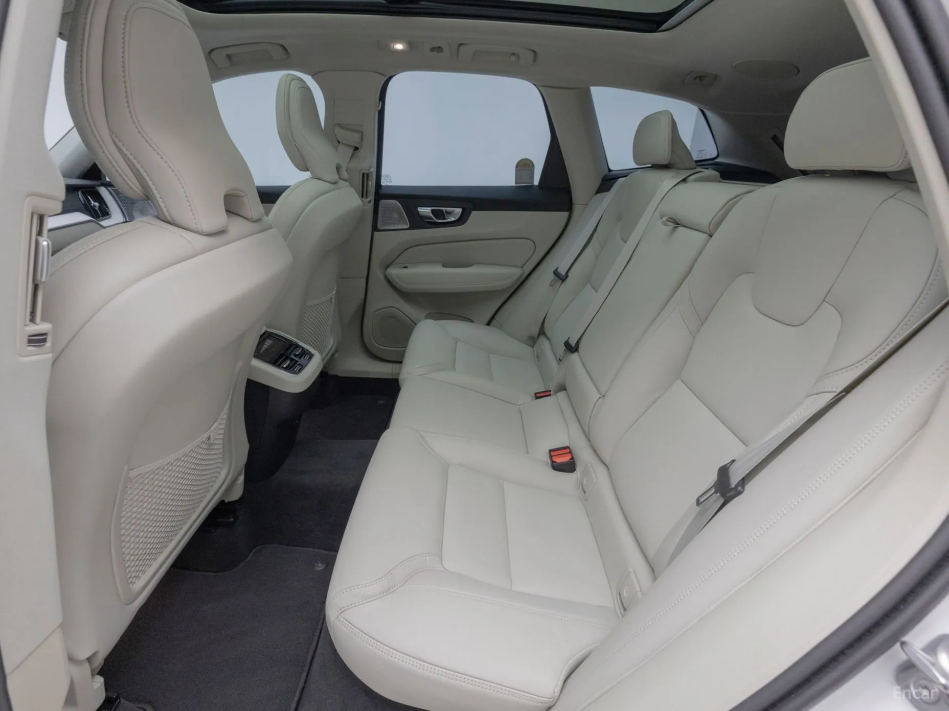 Volvo XC60 Gen 2 превью 11