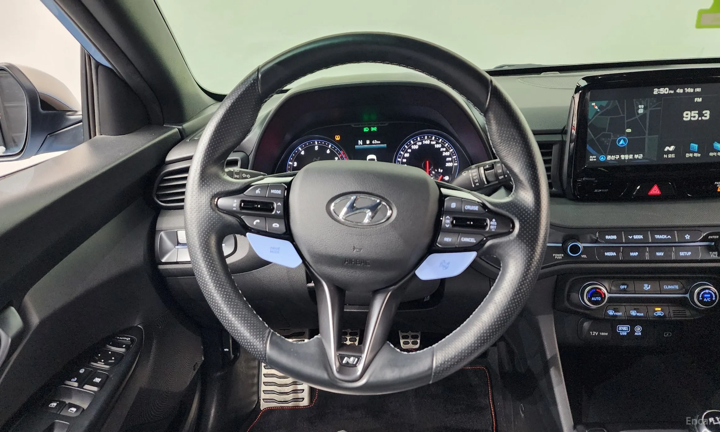 Hyundai Veloster (JS) превью 13