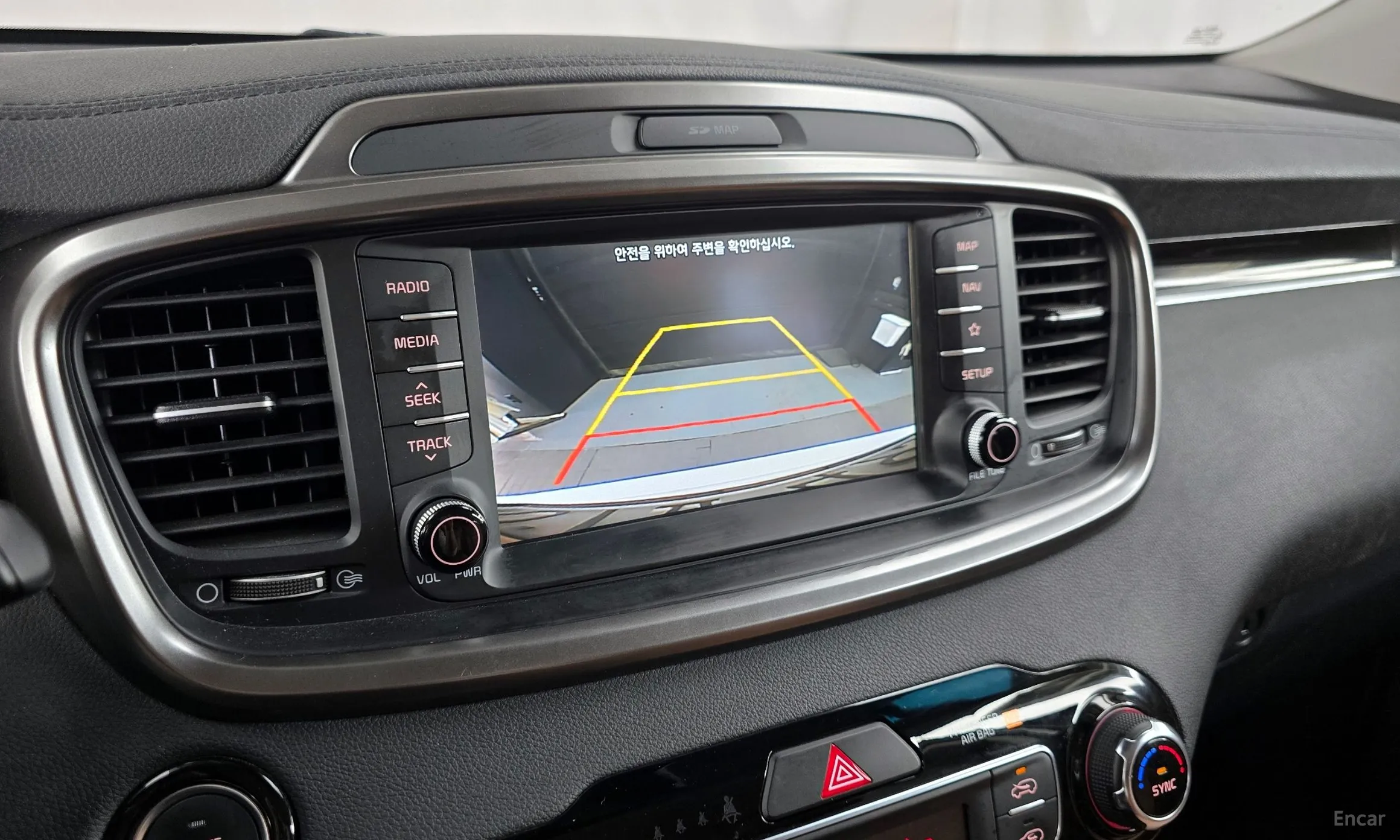 Kia Sorento превью 15