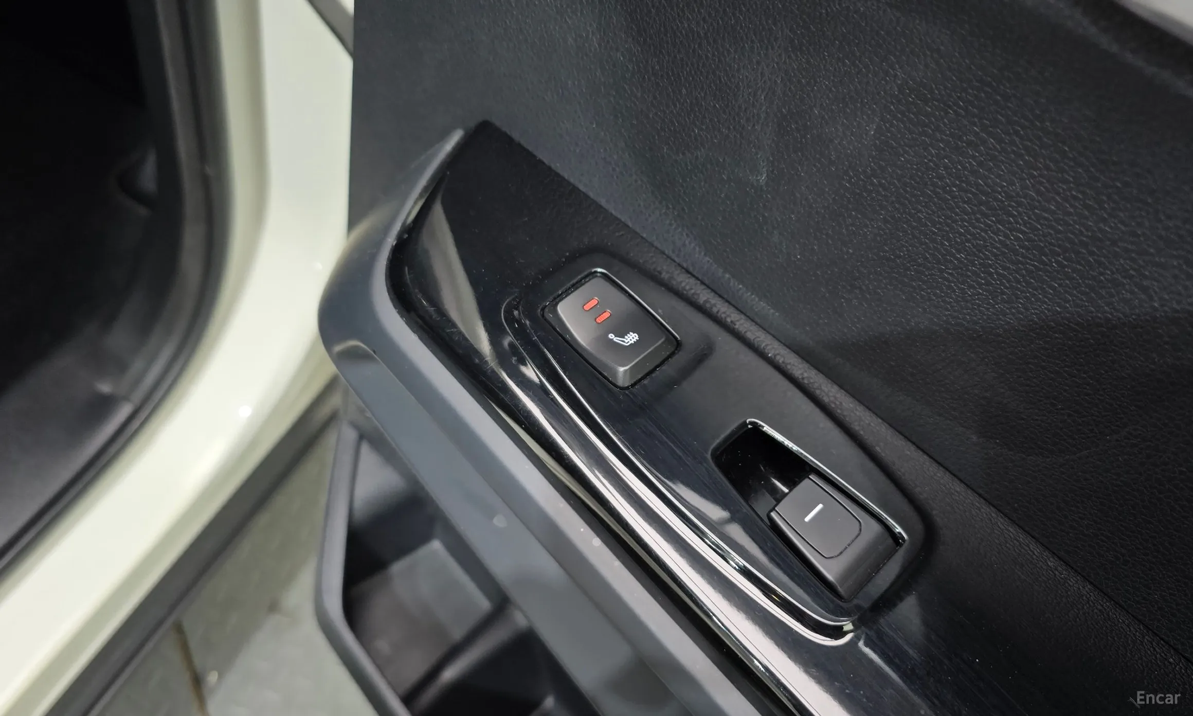 KG Mobility (SsangYong) Torres превью 18