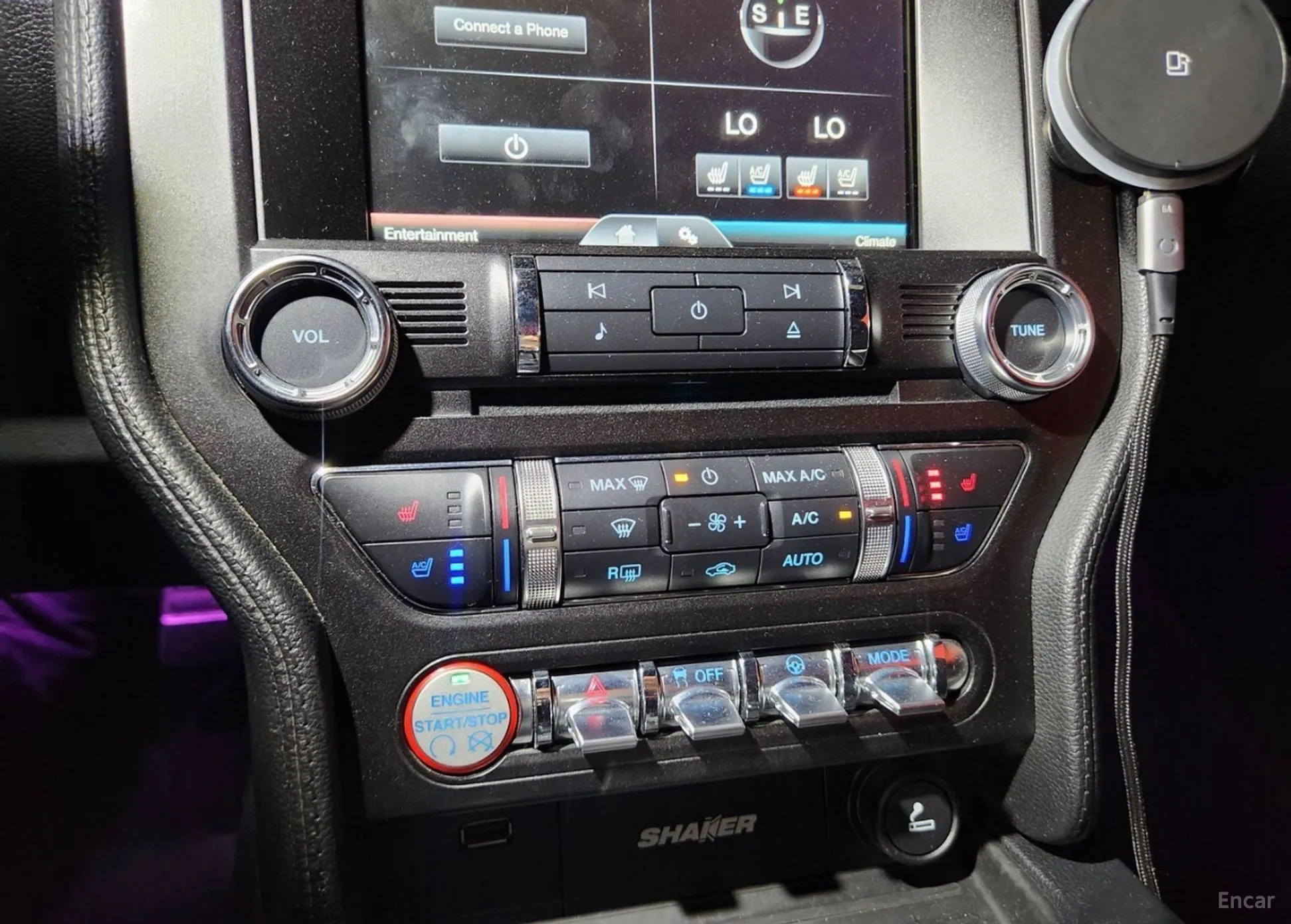 Ford Mustang превью 10