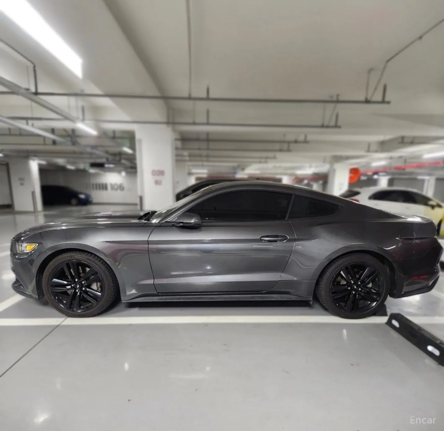 Ford Mustang превью 3